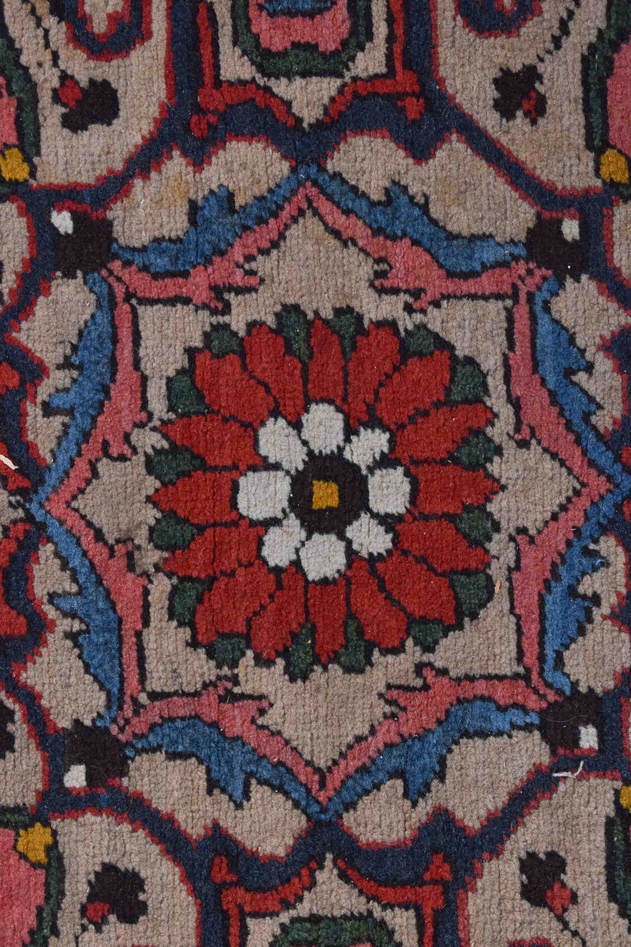 Old oriental carpet214 cm x 141 cmAlter Orientalischer Teppich214 cm x 141 cm - Bild 3 aus 3