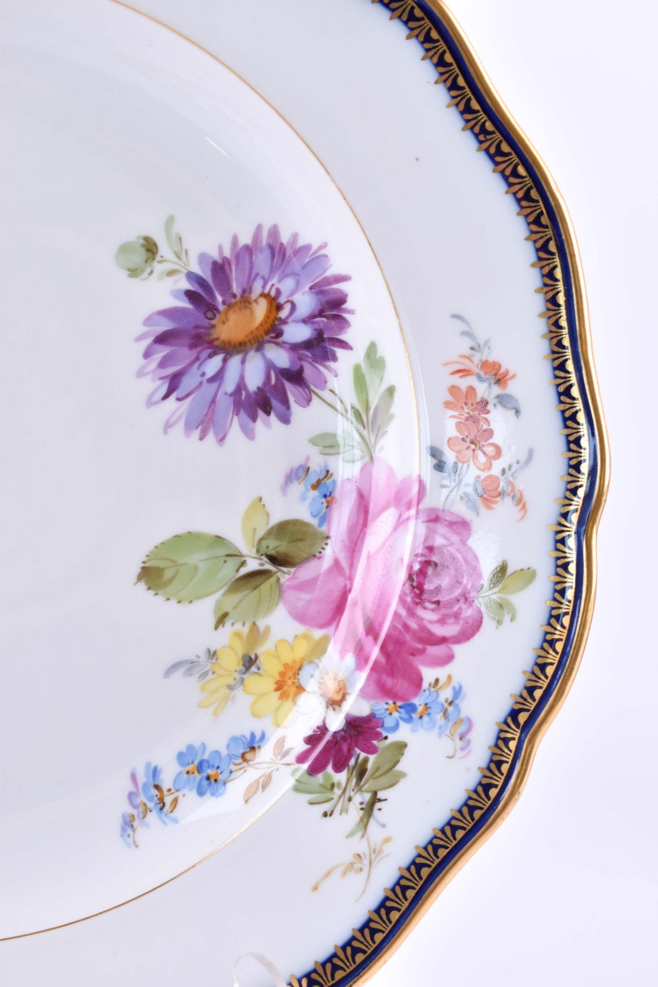 A groupe of Meissen 19th century3 pieces, decor German flower bouquet, cobalt blue border, golden - Bild 4 aus 6