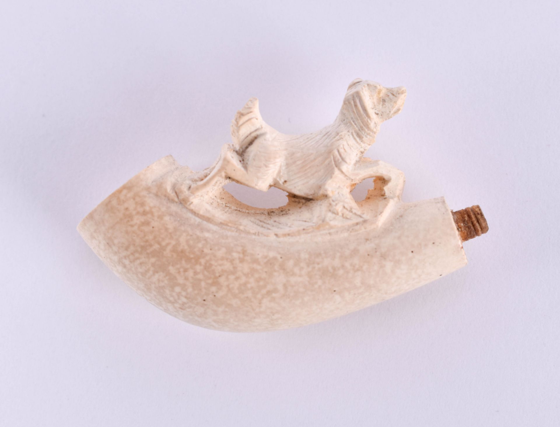 Cigarette holder meerschaumIvory cigarette holder in original case from the 20s, lace dimensions: