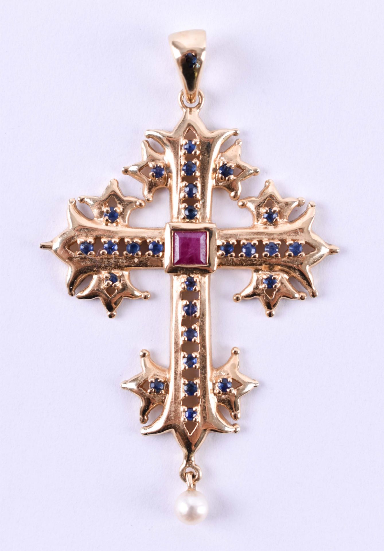 Pendant in the shape of a cross585 yellow gold, gold proofed and hallmarked, pendant in the shape of