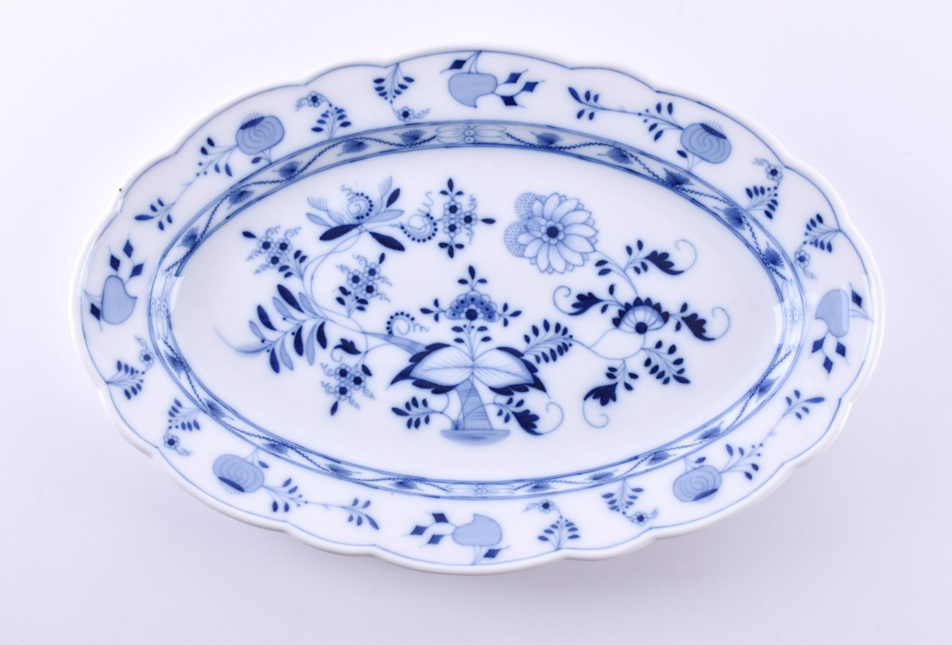 Anbietplatte Stadt MeissenZwiebelmuster, gemarkt, oval, 35 cm x 25 cmServing plate Stadt