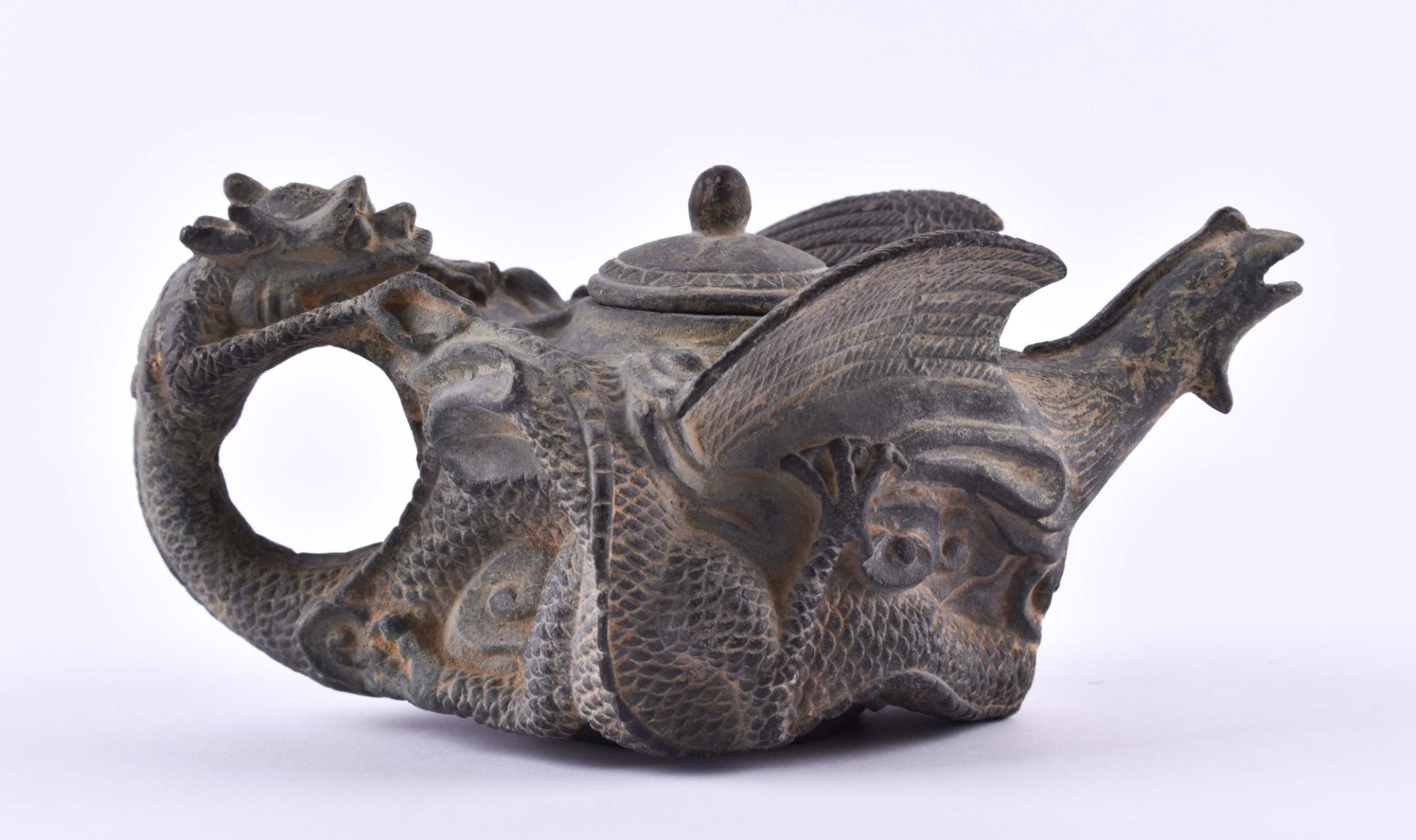 Kanne China Qing PeriodeBronze, innen versintert, Drachengriff und Ausguss Kopf des Phönix, mit
