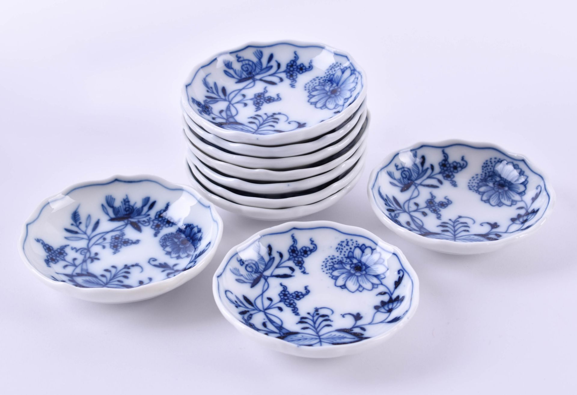 10 Konfitüreschälchen Stadt MeissenZwiebelmuster, gemarkt, Ø 7,5 cm10 jam bowls Stadt Meissendecor