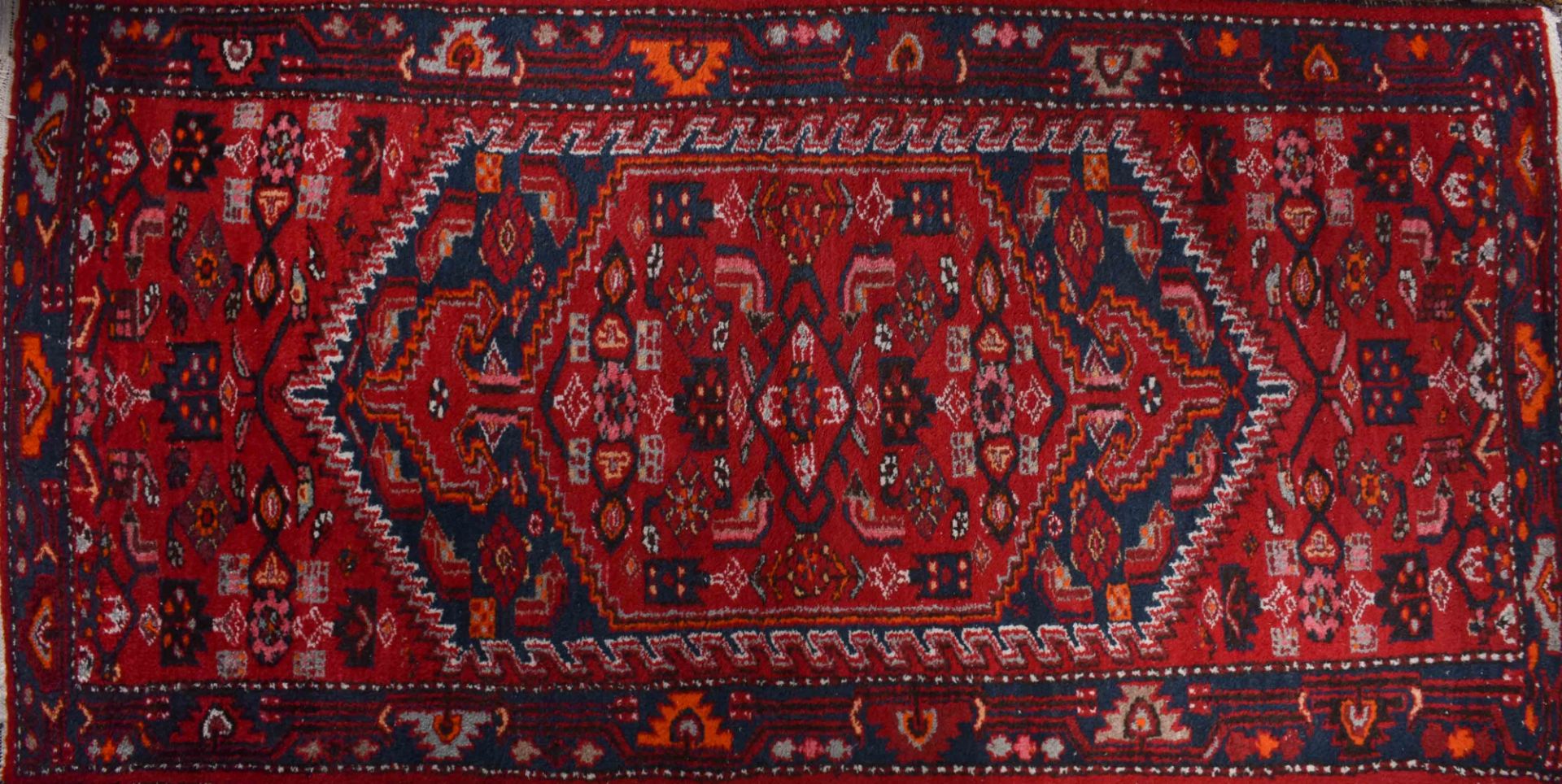 Alter Orientalischer Teppich212 cm x 108 cmOld oriental carpet212 cm x 108 cm