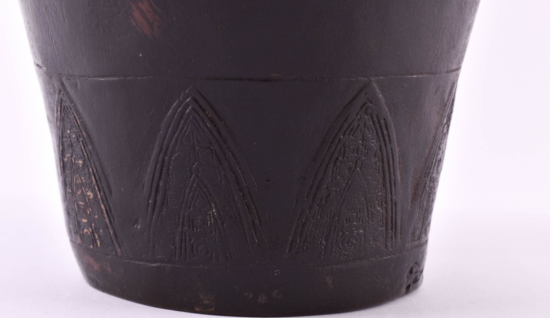 Vase China Song / Yuan DynastieBronze, umlaufend verziert mit Wildtieren und archaischem - Bild 4 aus 6