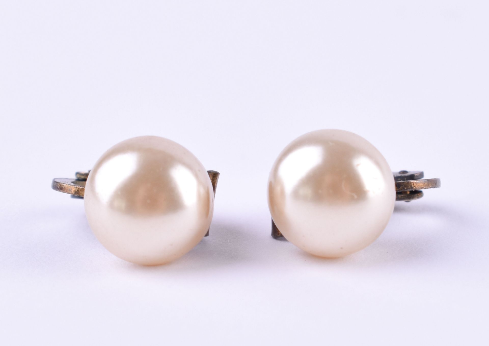 Paar Perlen- Ohrclips