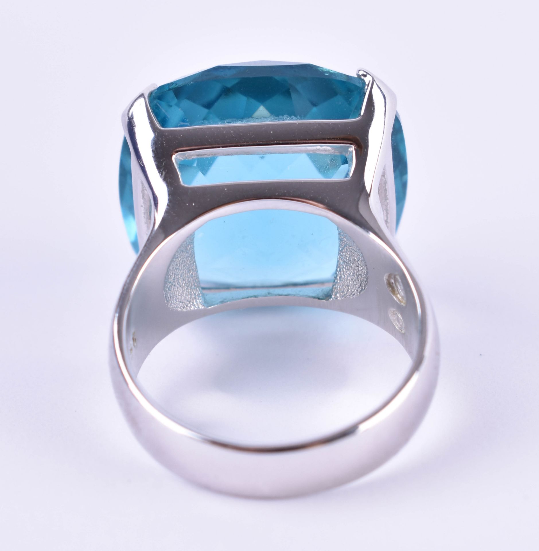 Swarowski Ring - Image 5 of 8