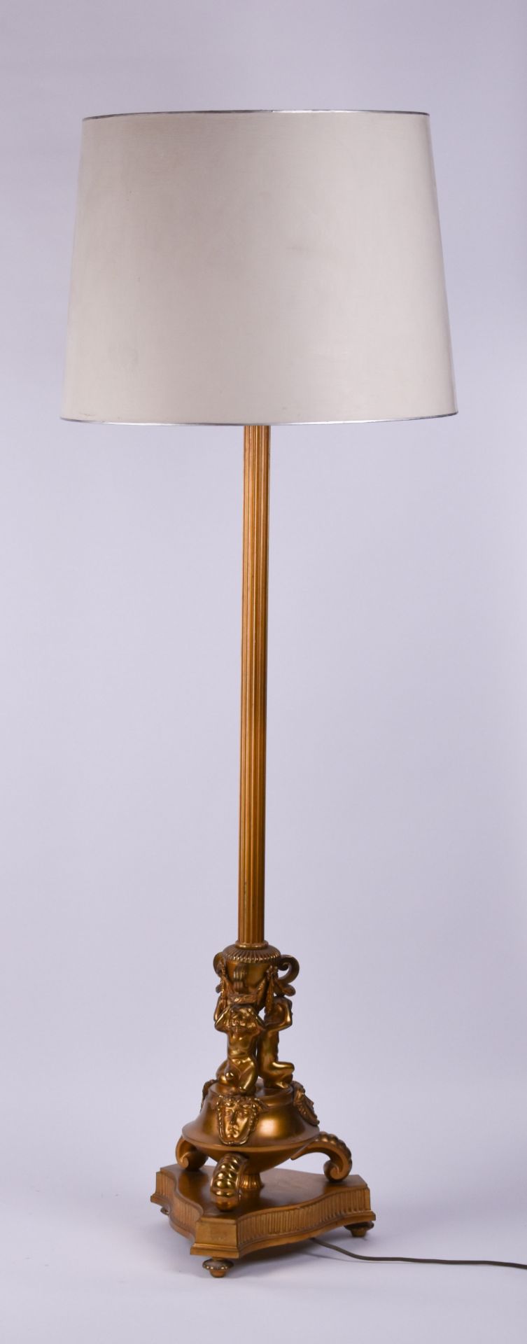 Stehlampe