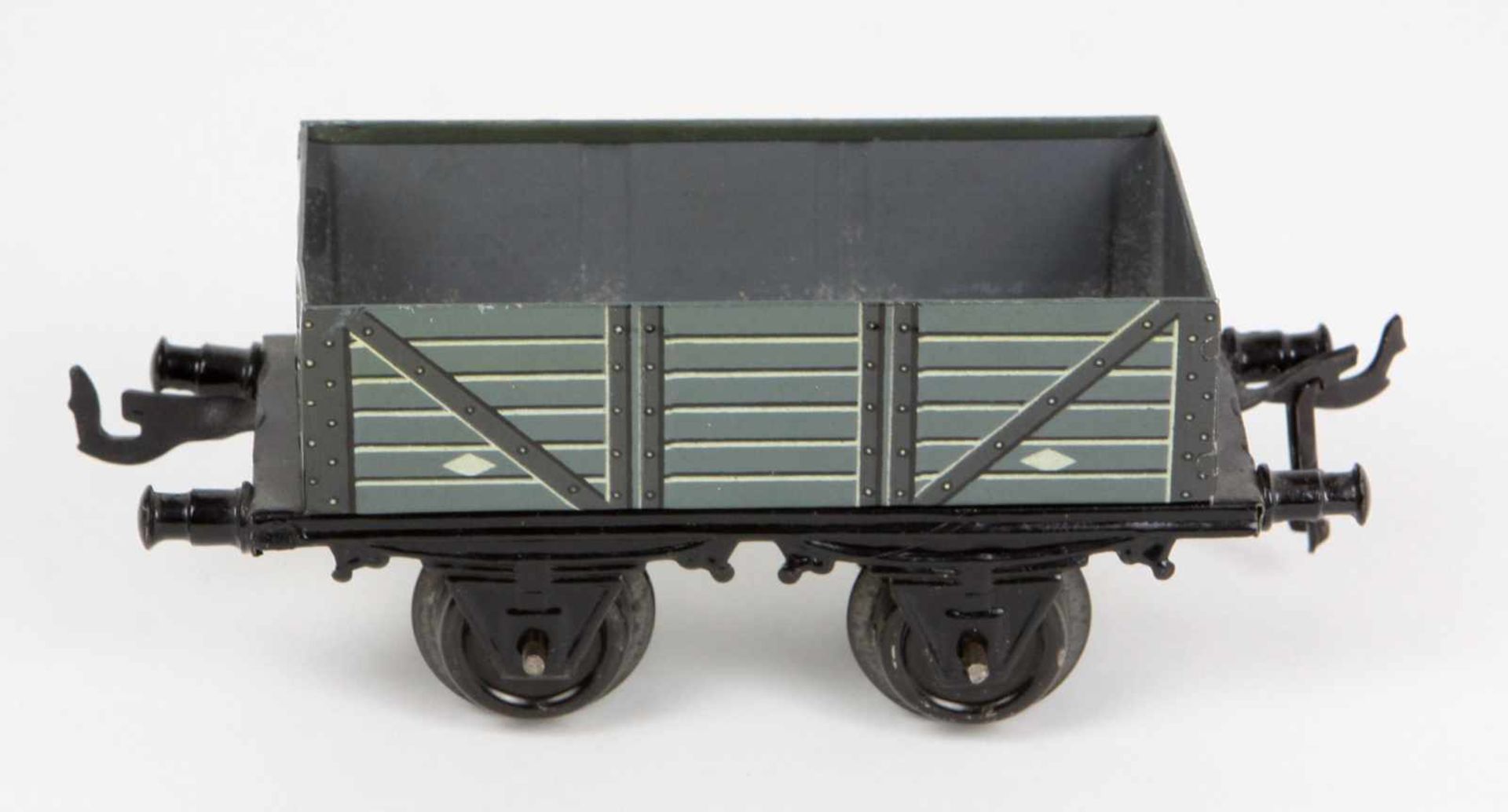 Bing offener Güterwagen Spur 0Blech farbig lithographiert, gemarkt Bing Werke Nürnberg um 1930, 2-