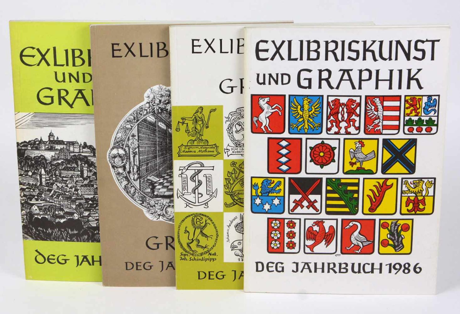 4 Exemplare Exlibriskunst und Graphikmit *Jahrbuch 1983* mit 6 Beilagen beigebunden, teils mit