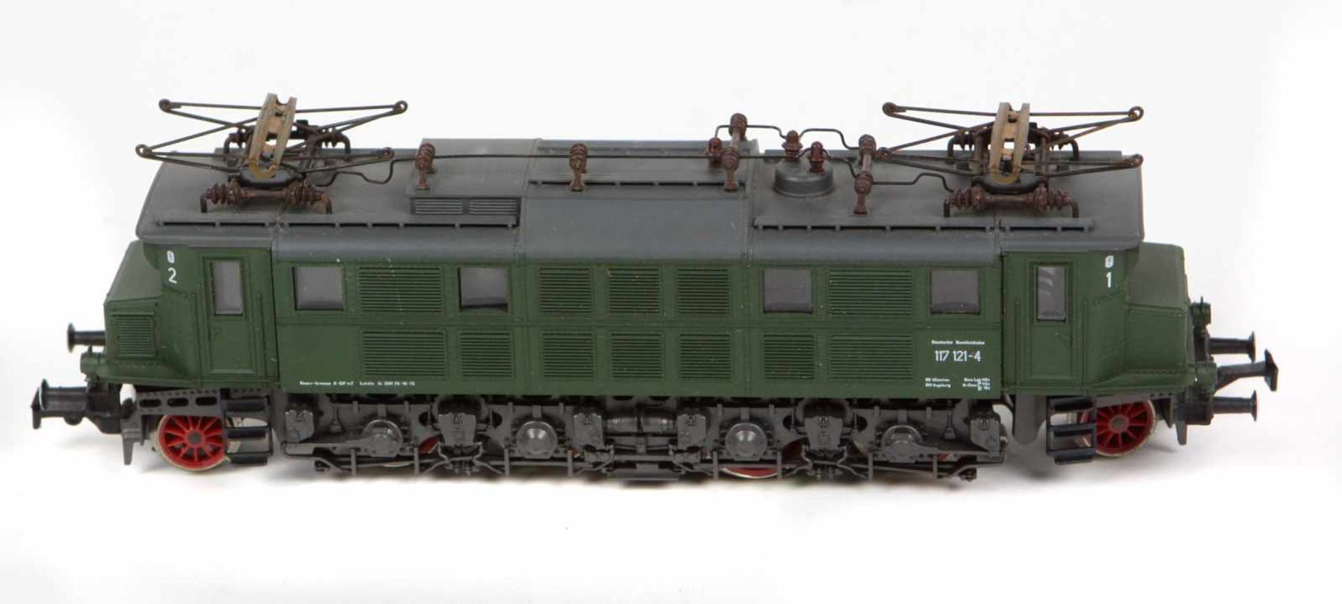 elektrische Lokomotive *Rivarossi* H01094 Modellbahn der Deutschen Bundesbahn 117 121-4, L ca. 20