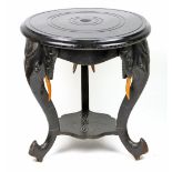 Beistelltisch AfrikaHolz schwarz lackiert, runde leicht überkragende Tischplatte auf geschwungenen