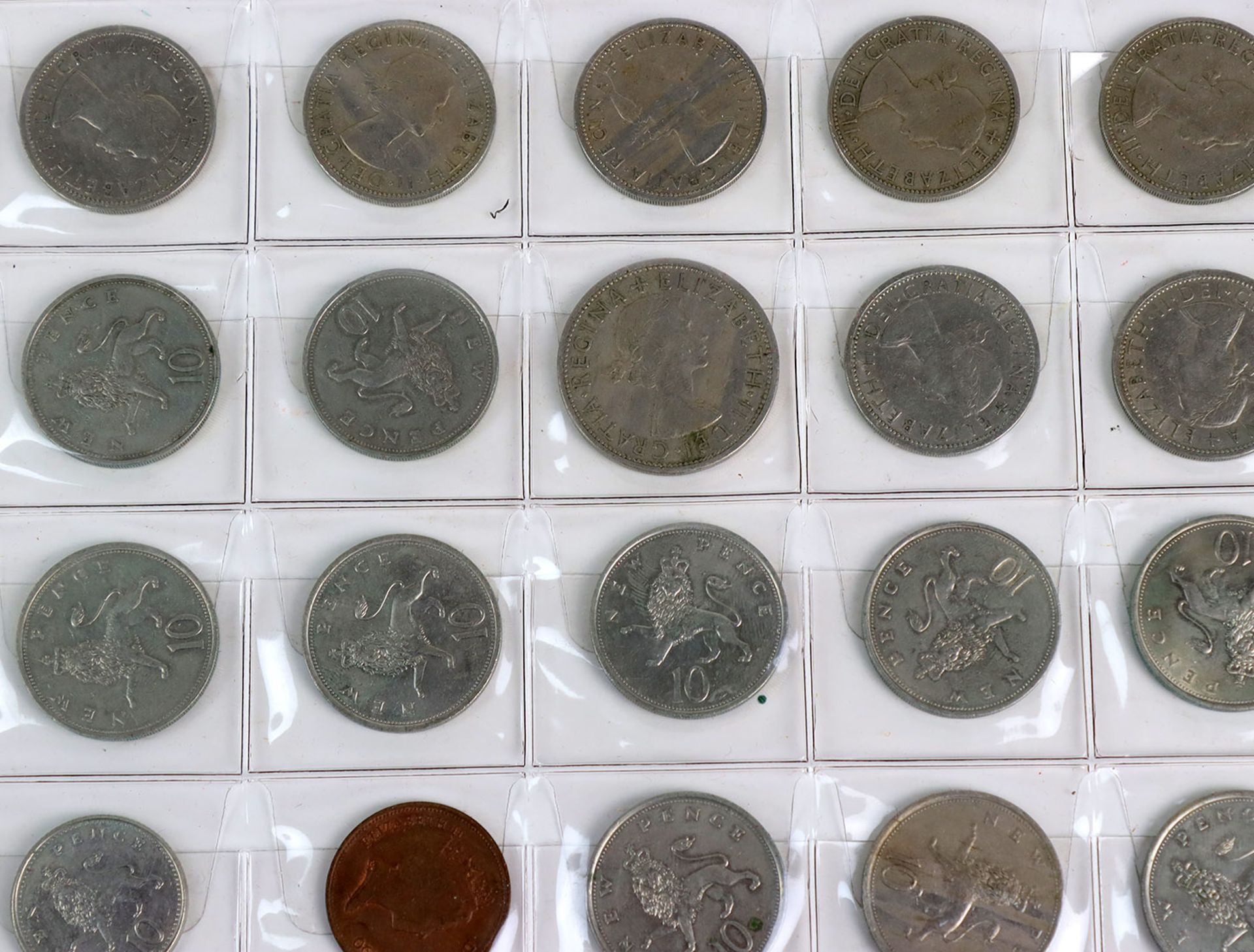 Posten Kursmünzen alle Weltverschiedene Materialien, Wertstellungen u. Ausgabejahre von 1955 bis - Bild 4 aus 5