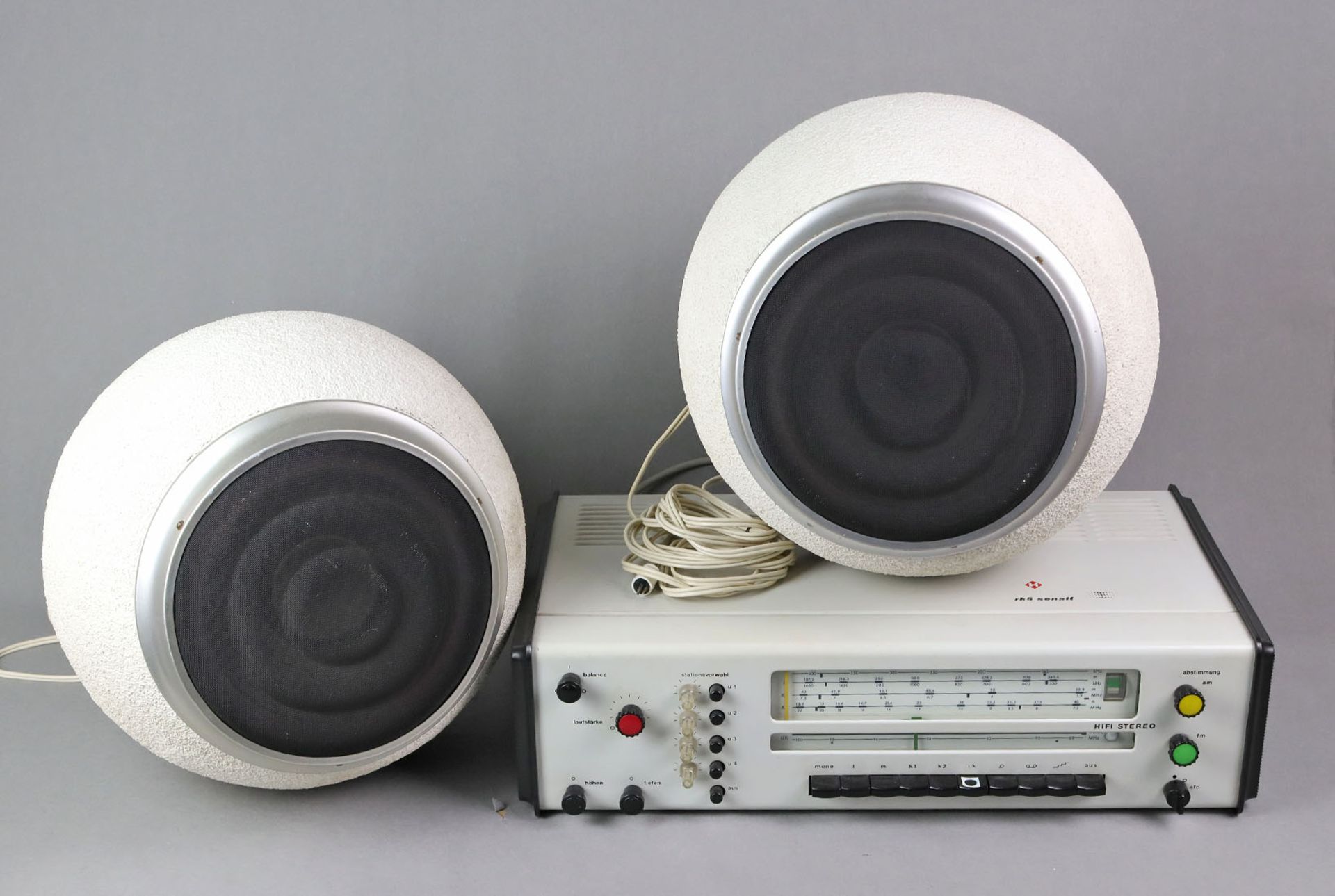 HELI-Radio u. Lautsprecherkugel Paarseinerzeit das fortschrittlichste HF-Stereo-Steuergerät, es