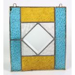 Zierglasscheiberechteckige Form mit verschieden farbigen u. strukturierten Glassegmenten, ca. 24,5 x