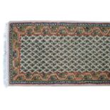 handgeknüpfter Orient TeppichMir Teppich, naturfarbig, von stilisierten Bordüren eingefasstes großes