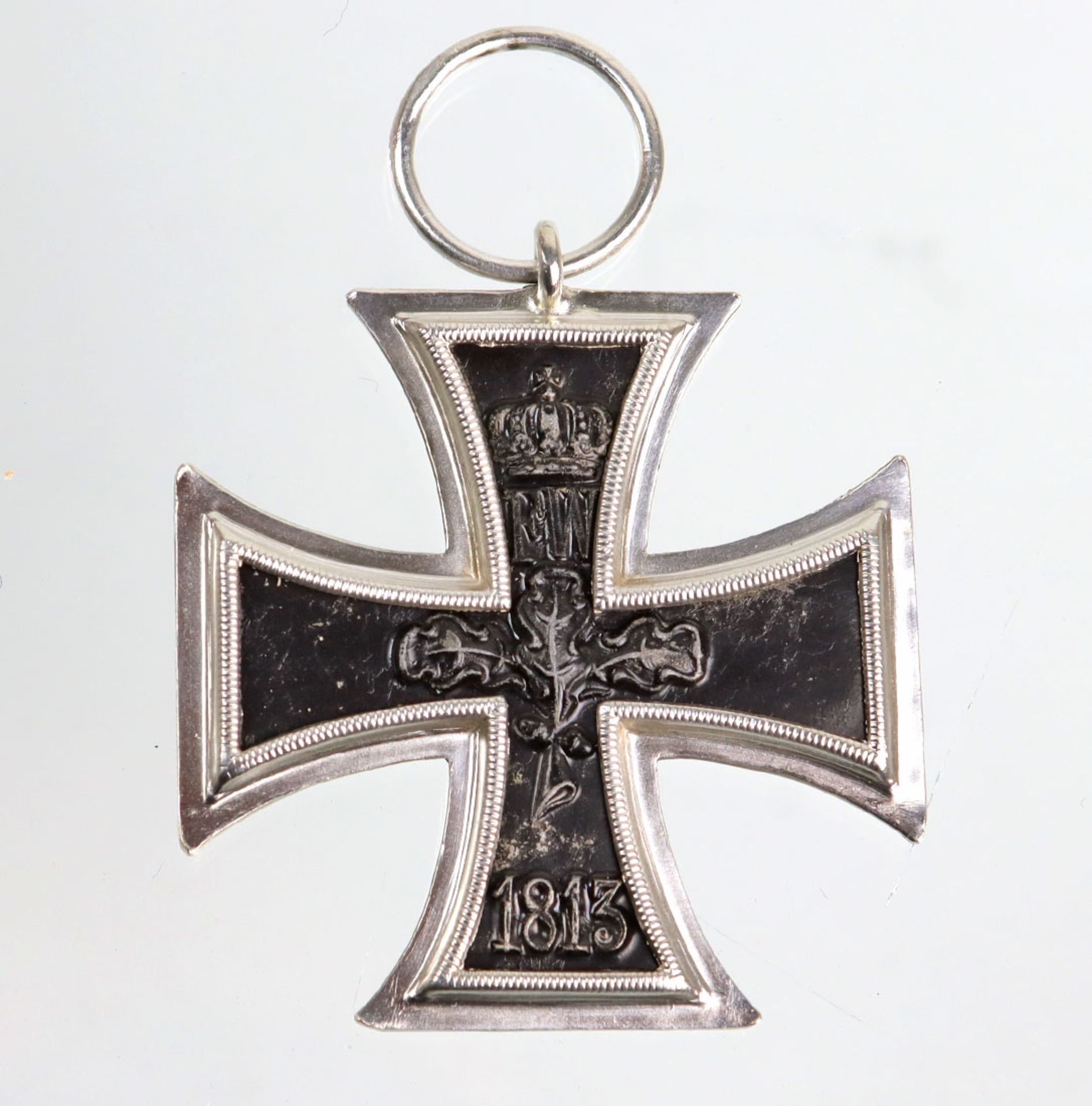 Eisernes Kreuz 2. Klasse 1914in gerader Form, mehrteilige Fertigung mit geschwärztem Eisenkern, - Bild 2 aus 2