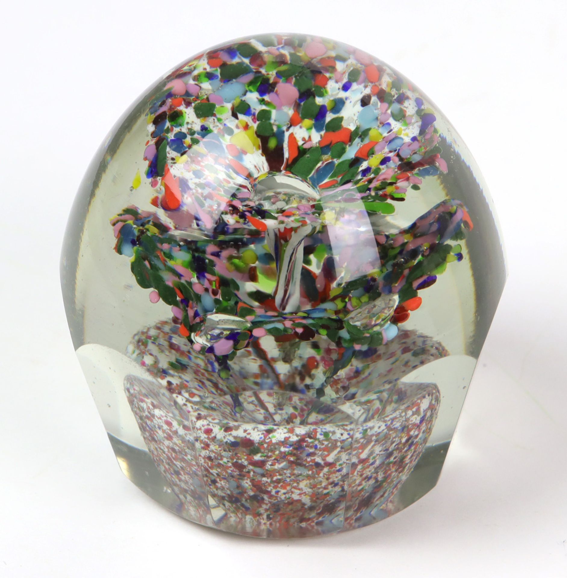 2 Briefbeschwererfarbloses Kristallglas mit geschnittenem Boden, gerundete u. facettiert - Bild 3 aus 3