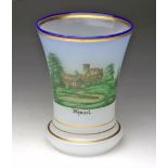 Alabaster Becherglas um 1840/50mundgeblasenes Alabasterglas, gekugelter Boden, ausschwingende