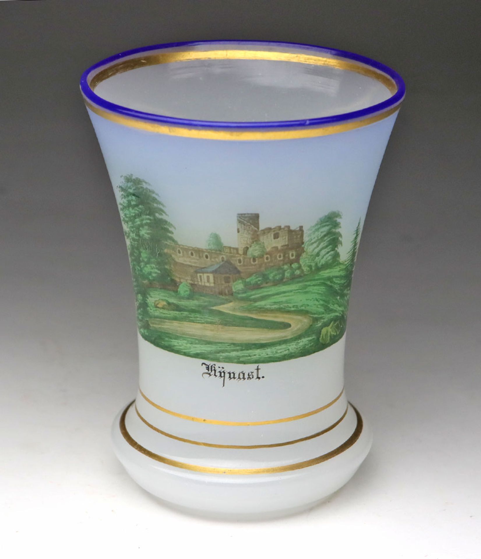 Alabaster Becherglas um 1840/50mundgeblasenes Alabasterglas, gekugelter Boden, ausschwingende