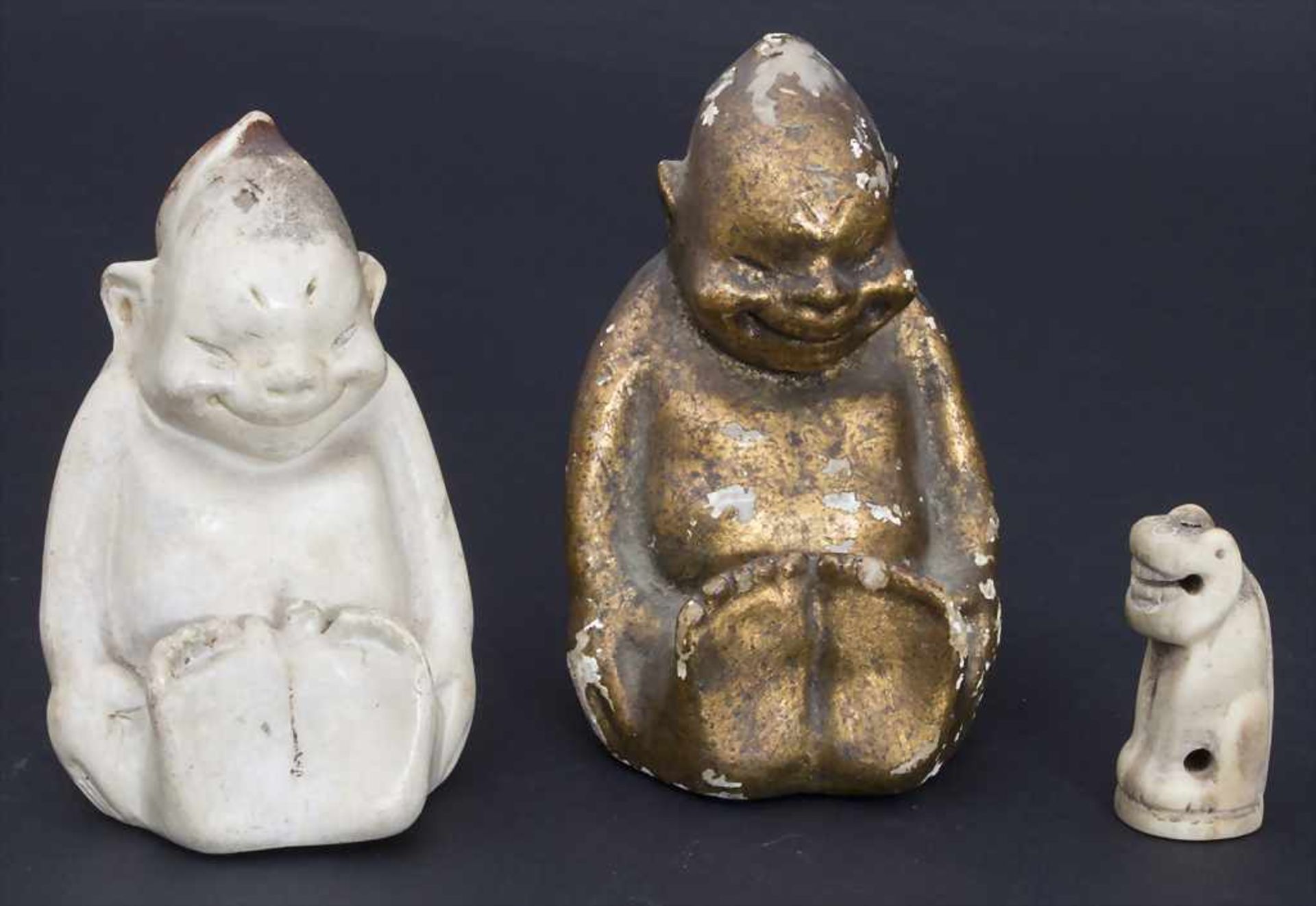 Konvolut 3 Keramikfiguren / A set of 3 ceramic figures, wohl China, um 1900Material: Keramik,