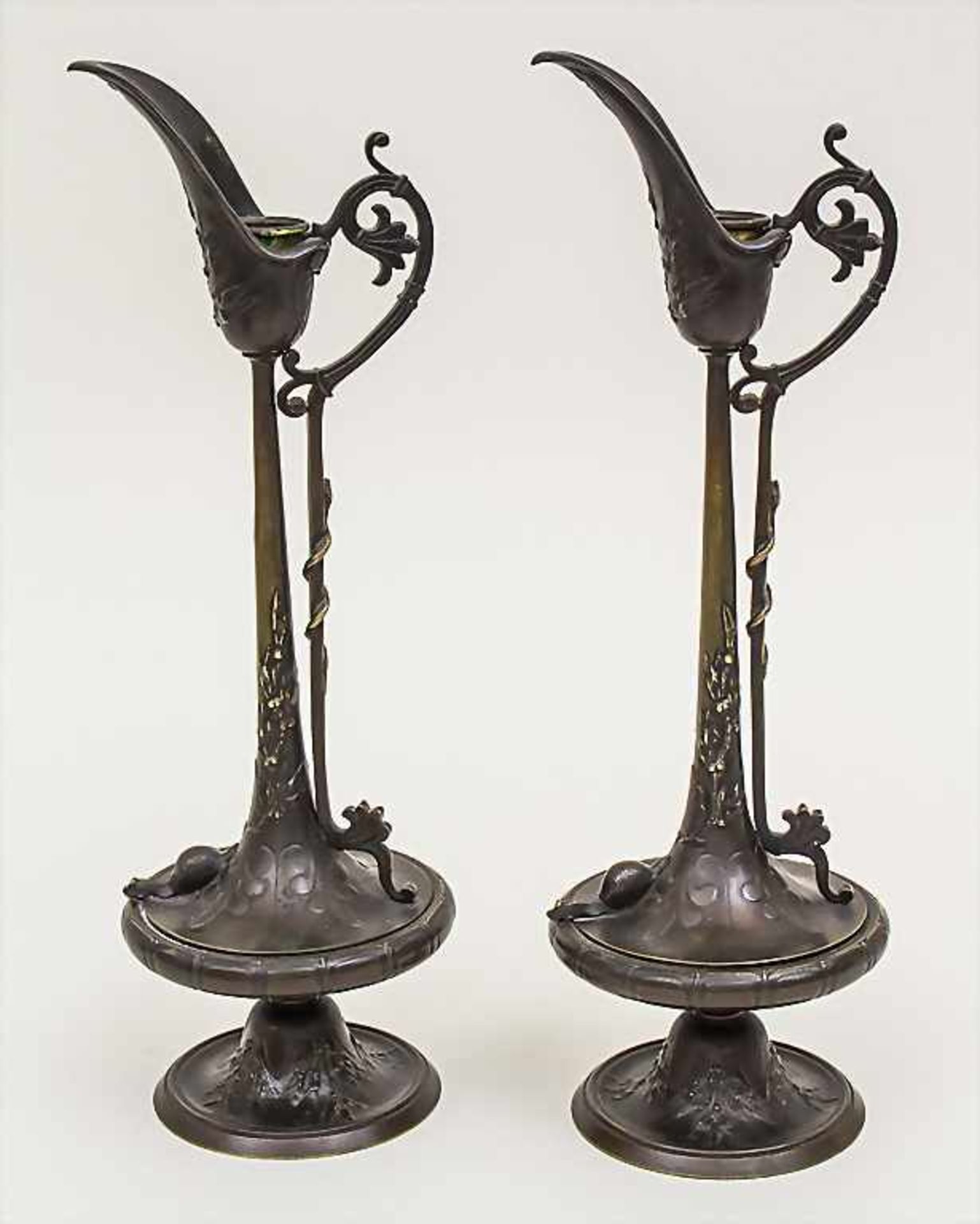 Paar Bronze Leuchter mit Schnecken / A pair of bronze candleholder with snails, Frankreich, um - Image 2 of 2