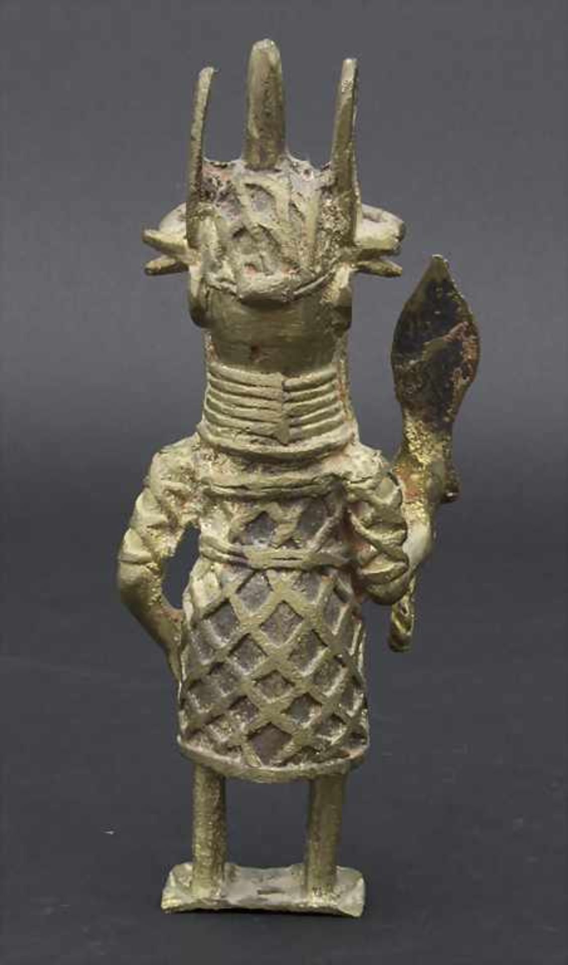 Bini König, Oba, BeninMaterial: Bronze,Maße: 19 cm, Zustand: Gussfehler- - -20.00 % buyer's - Image 3 of 3