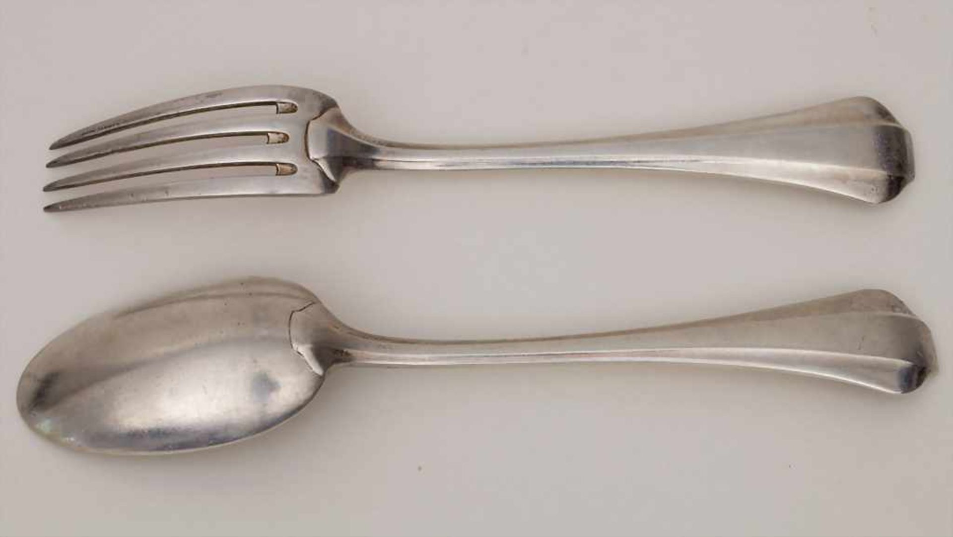 Gabel und Löffel im Etui / A silver fork and a spoon in a box, Louis Coignet, Paris, 1889- - Bild 2 aus 5