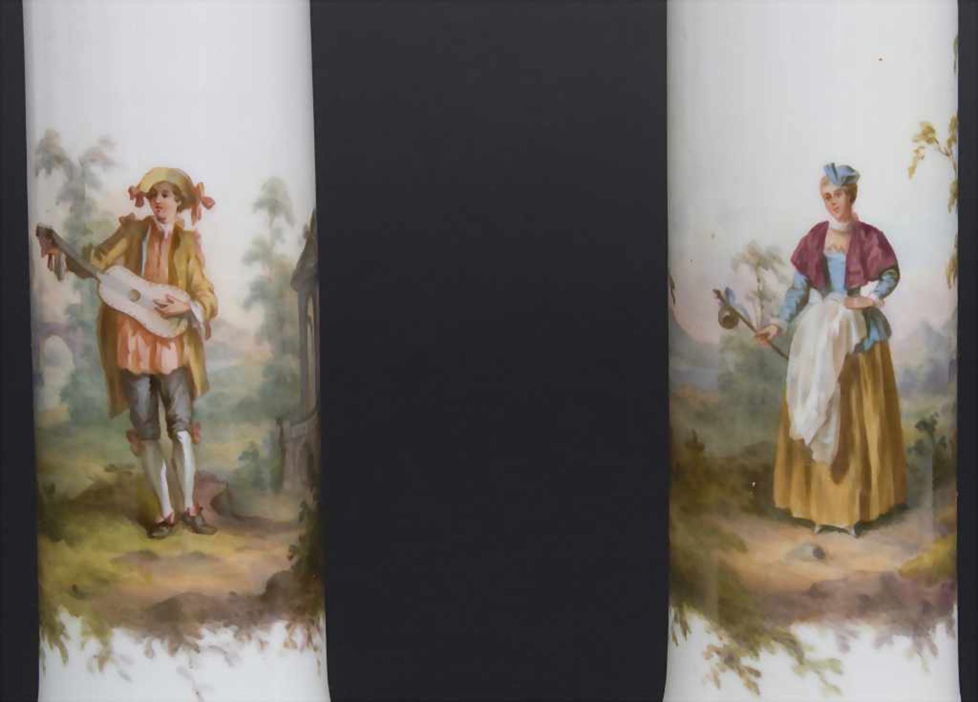 Paar Kerzenleuchter mit galanten Szenen / A pair of candlesticks with courting scenes, Meissen, - Image 8 of 11