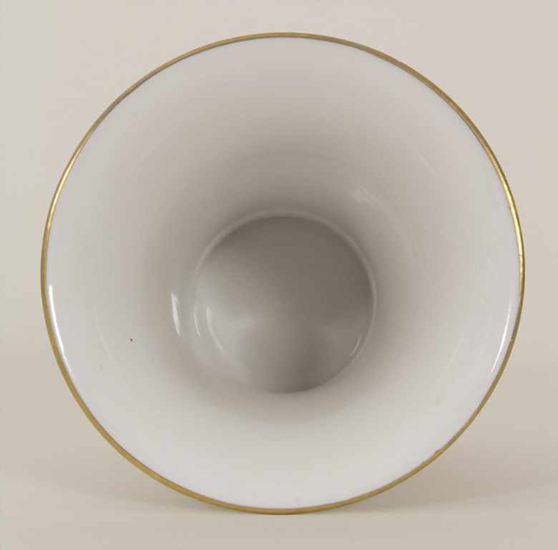 Vase Rothschild, Herend, Mitte 20. Jh.Material: Porzellan, polychrom bemalt und glasiert, - Bild 5 aus 7