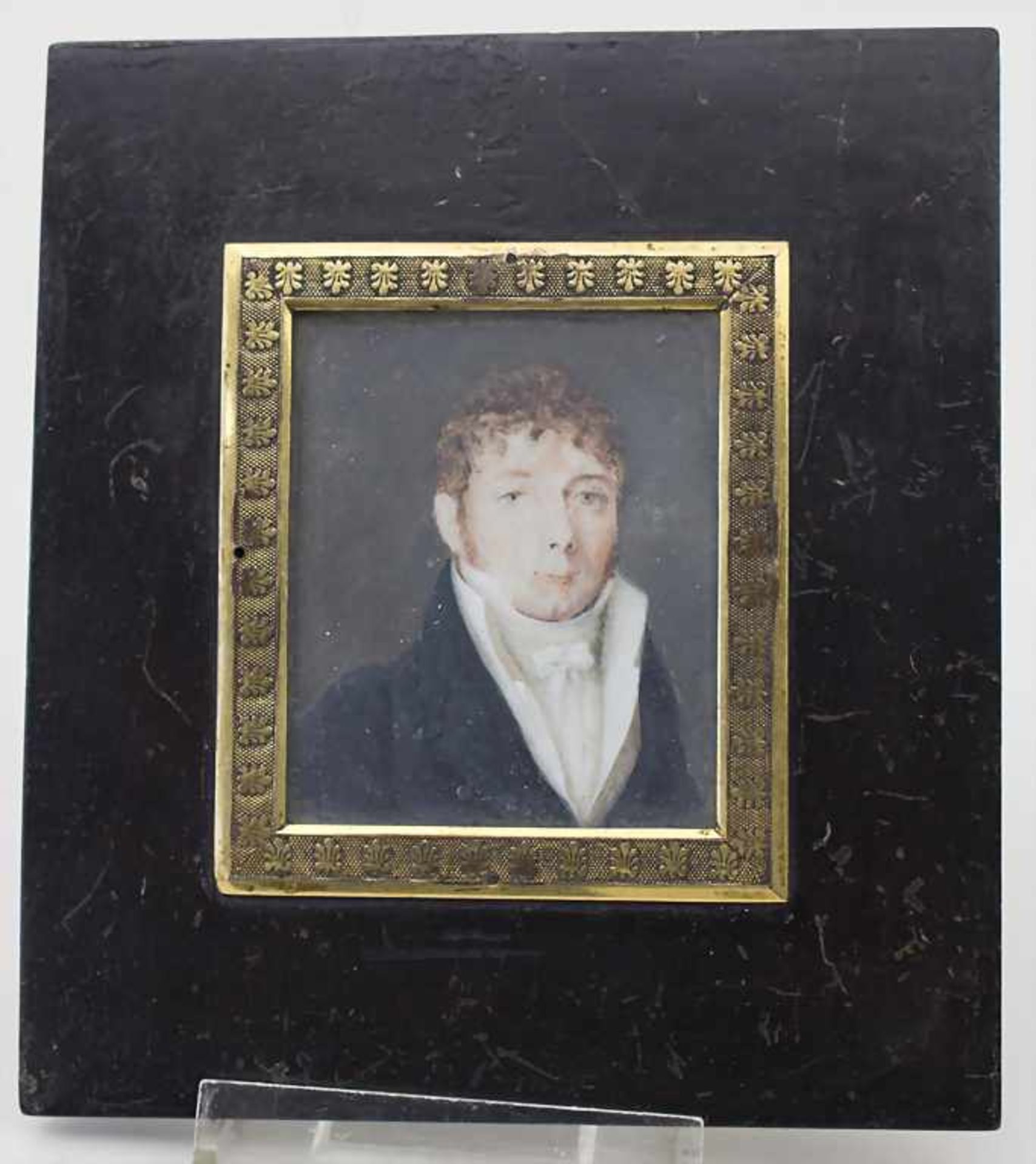 Empire Miniatur Porträt eines Herrn / An Empire miniature portrait of a gentleman, Frankreich, - Bild 2 aus 3