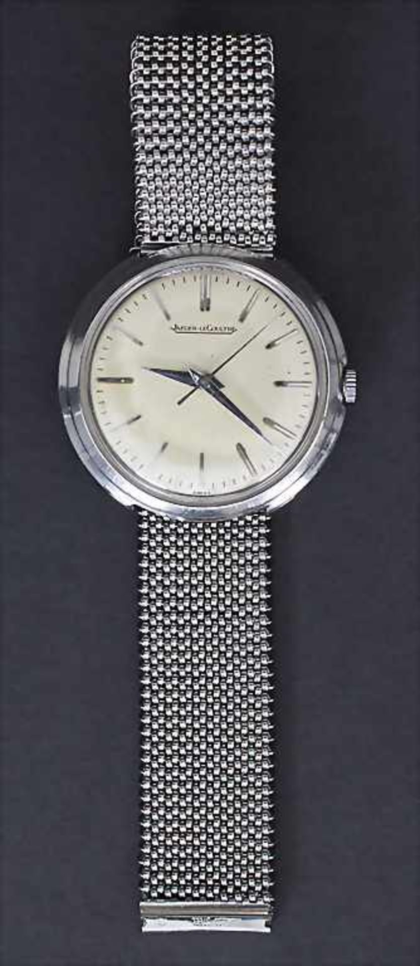 Herrenarmbanduhr / A men's watch, Jaeger Le Coultre, Swiss/Schweiz, um 1960Hersteller: Jaeger Le - Image 2 of 5