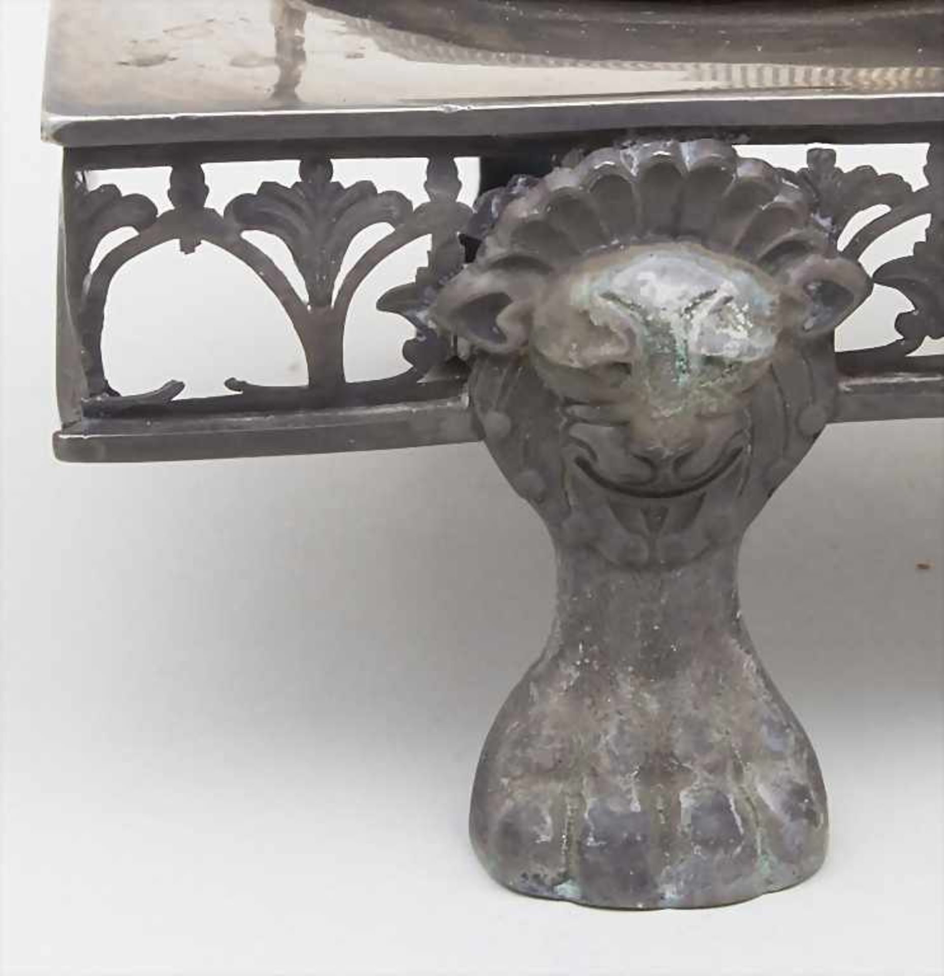 Empire-Menage / A silver cruet stand, Meister Jean-Pierre Bibron, Paris, 1803-1809Material: Silber - Bild 3 aus 11