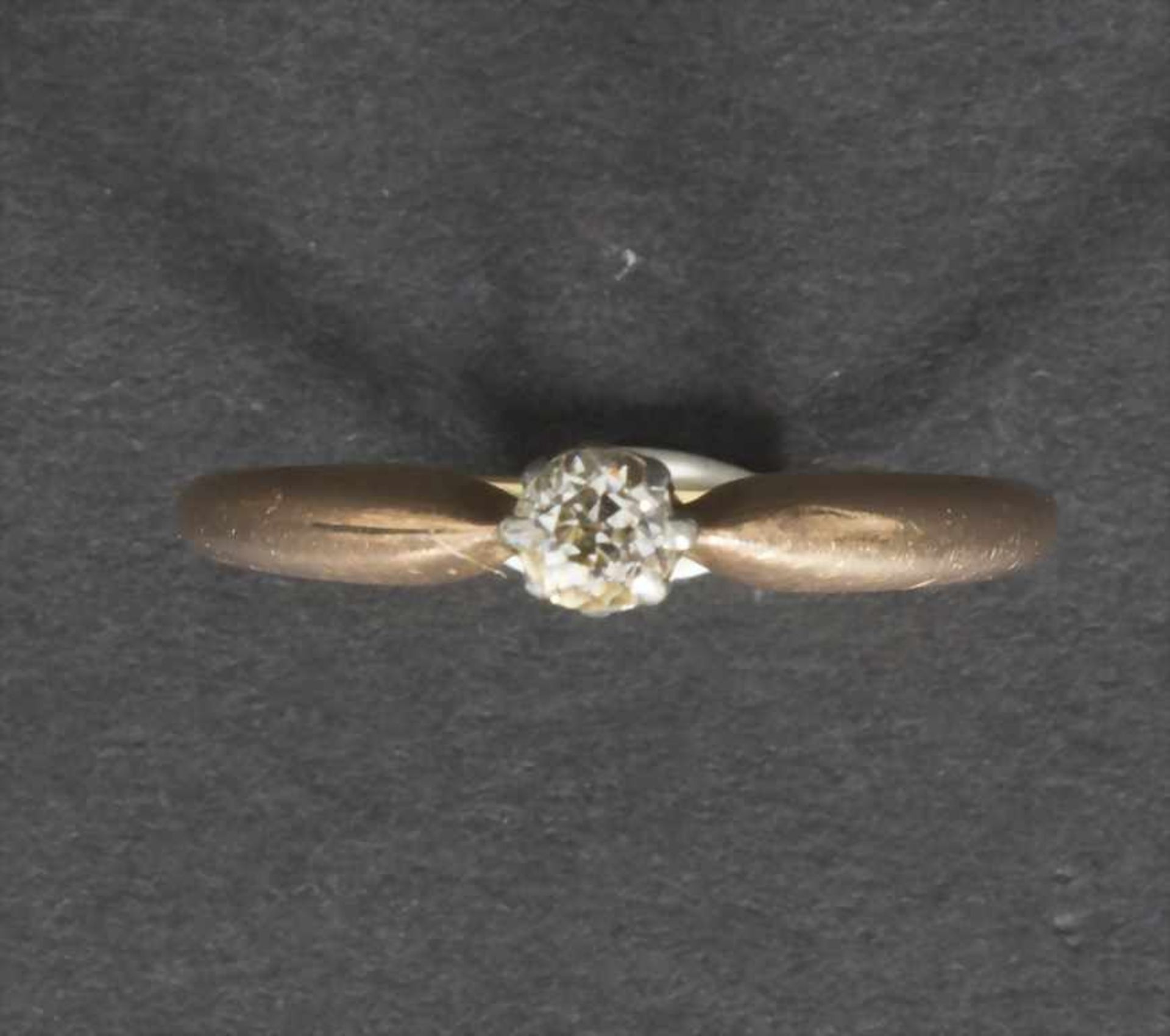 Damenring mit Diamant / A ladies ring with diamondMaterial: GG 585/000, Diamant,Ringgröße: 56,