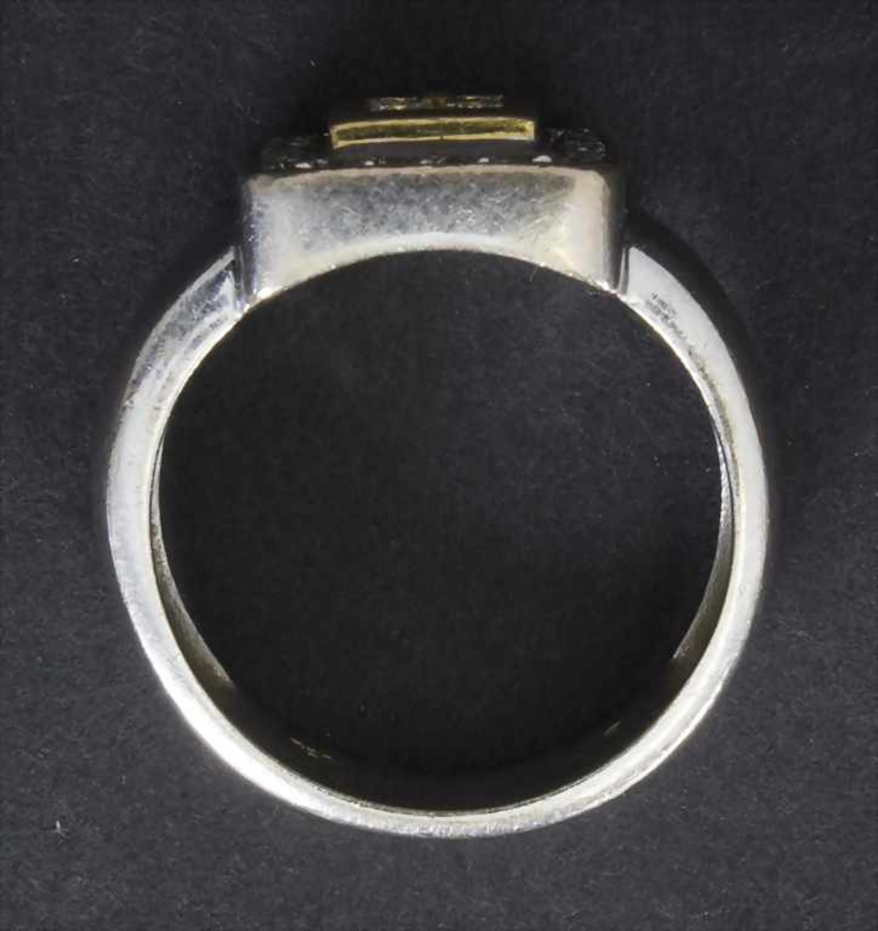 Damenring mit Diamanten / A ladies ring with diamondsMaterial: WG/GG 750/000 ,RG: 57,Gewicht: 11,8 - Image 2 of 2
