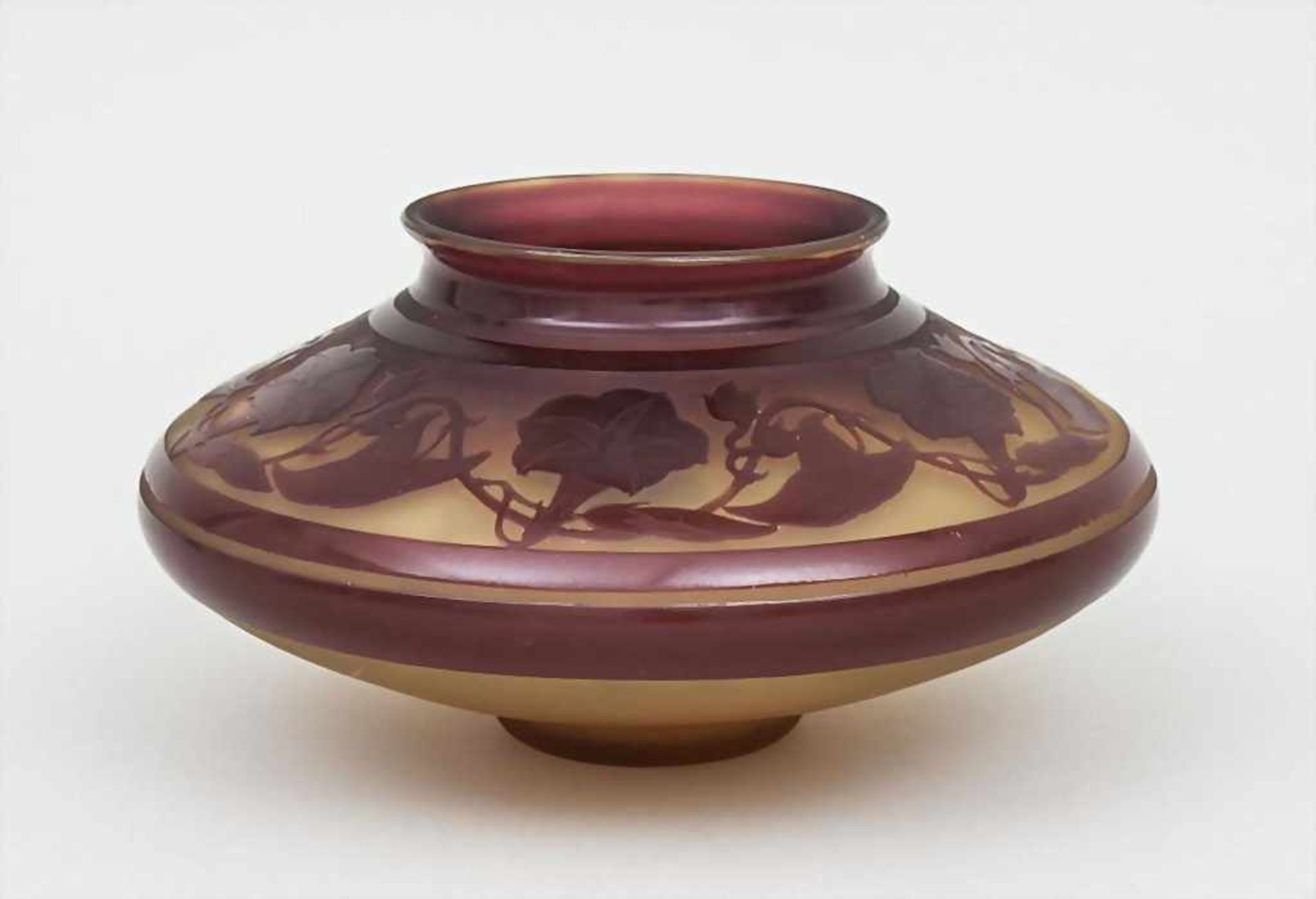 Jugendstil Vase mit Ackerwinde / Vase with Bearwind, D'Argental, Paul Nicolas, um 1920farbloses