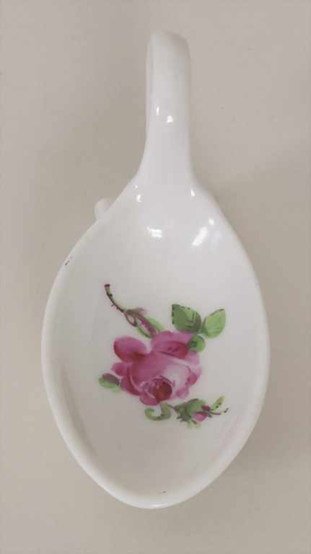 Seltener Löffel 'Rote Rose' / A rare spoon with rose pattern, Meissen, Mitte 19. Jh.Material: - Bild 2 aus 5