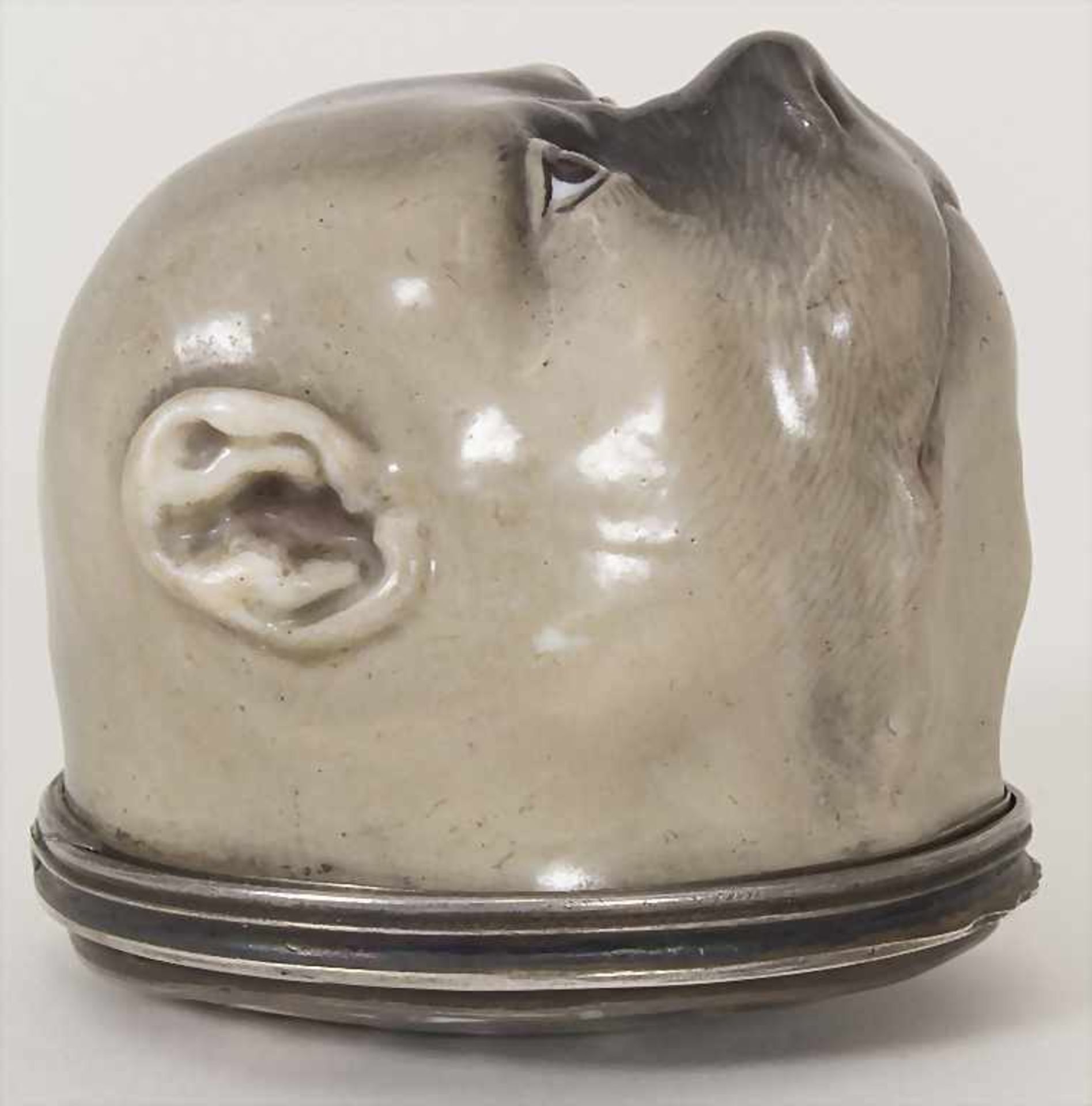 Tabatiere 'Mopskopf' / A snuff-box in the form of a pug's head, Meissen, um 1750Material: Porzellan, - Image 6 of 11