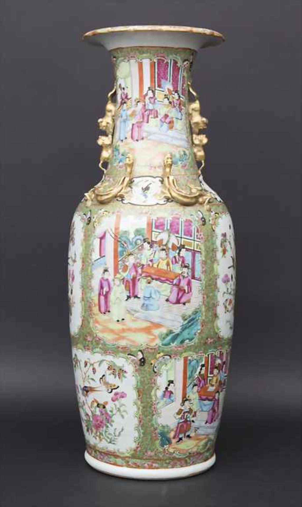 Porzellan Ziervase,'Famille Rose', China, 19. Jh.Material: Porzellan, polychrome Emailmalerei,