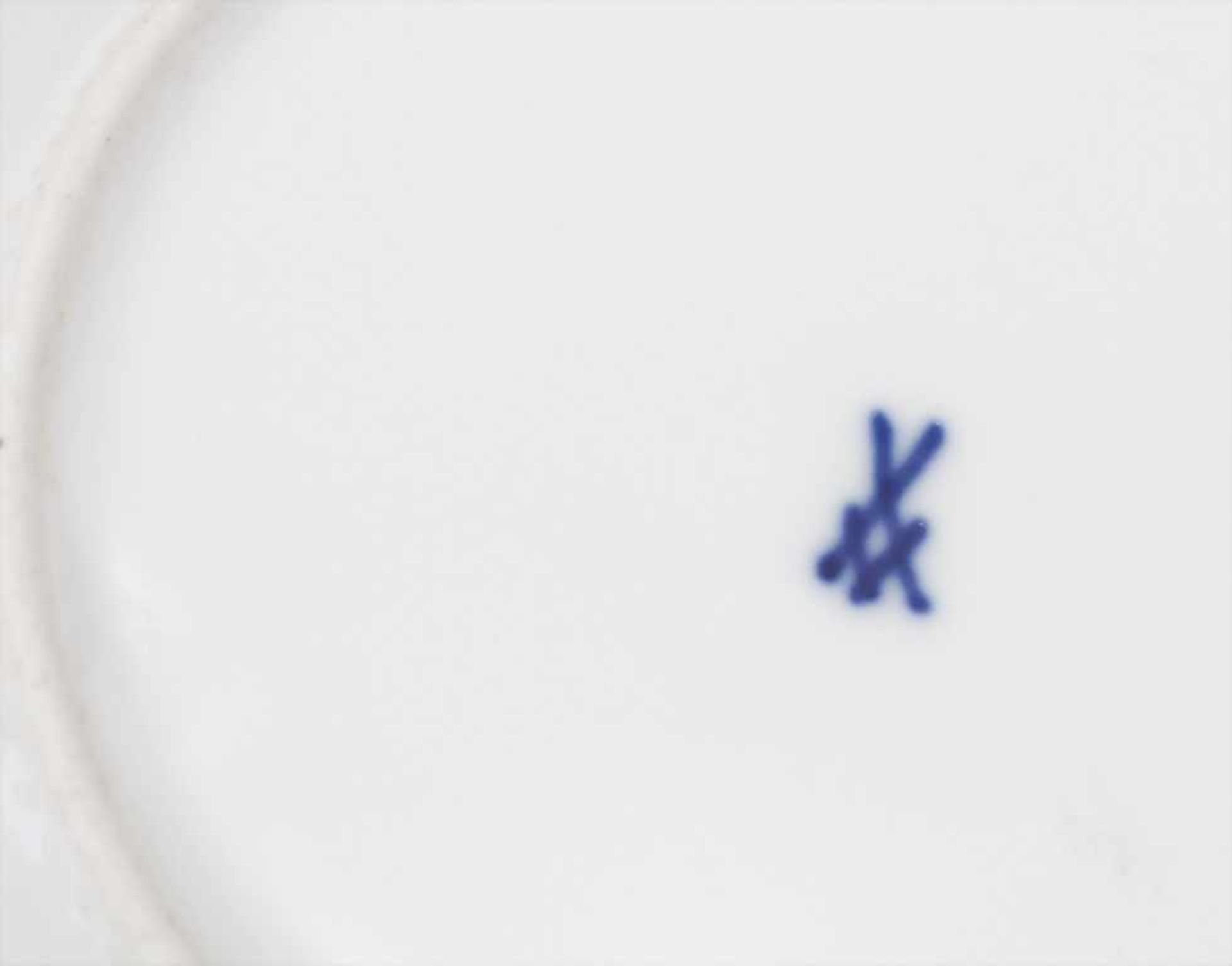 Tasse und UT mit Monogramm / A cup with saucer with monogram, Meissen, Anfang 19. Jh.Material: - Bild 3 aus 3
