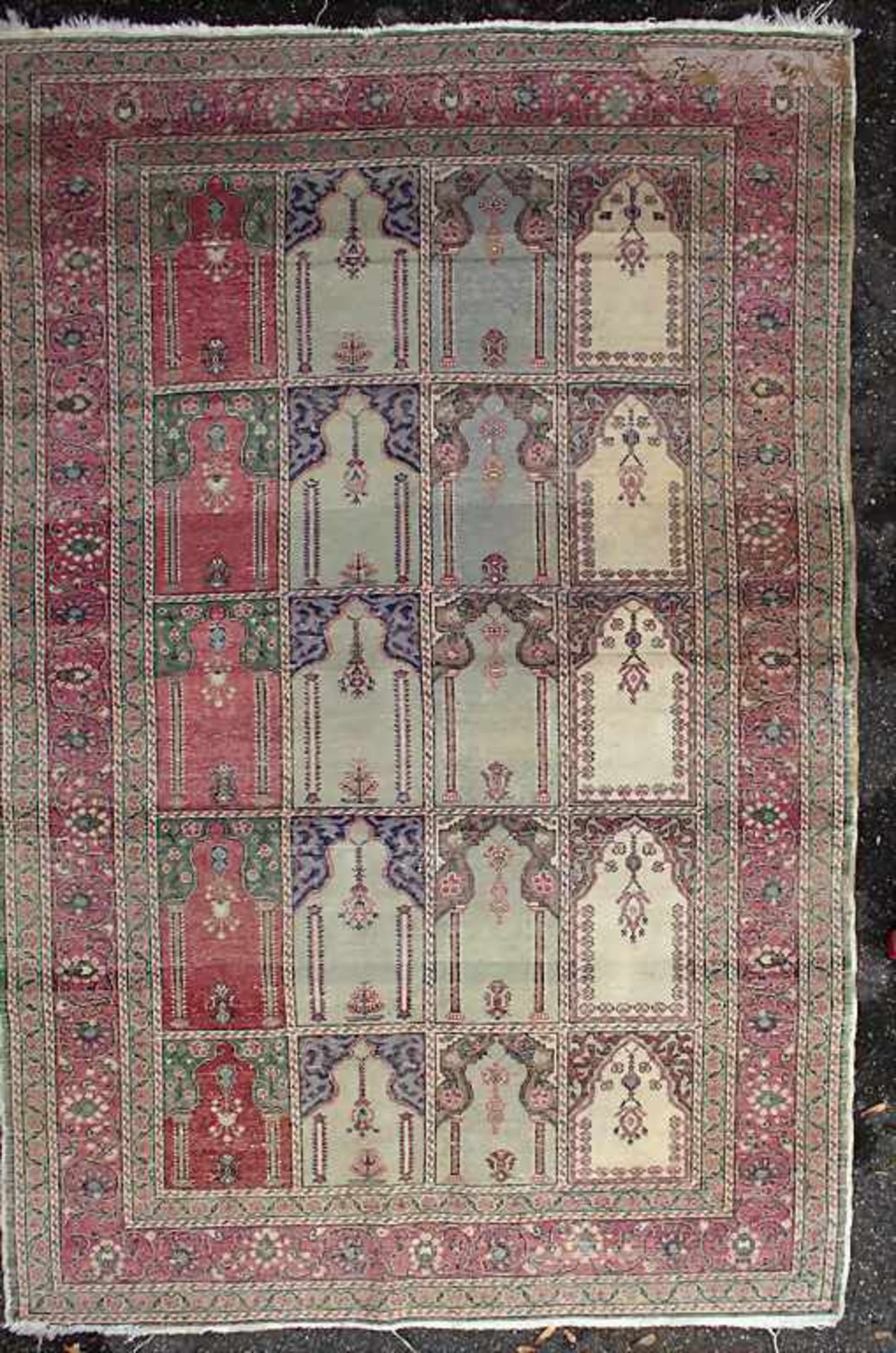 Orienttepppich mit Gebetsnischen / An oriental carpet with mihrabsMaterial: Wolle auf Baumwolle, - Image 4 of 6