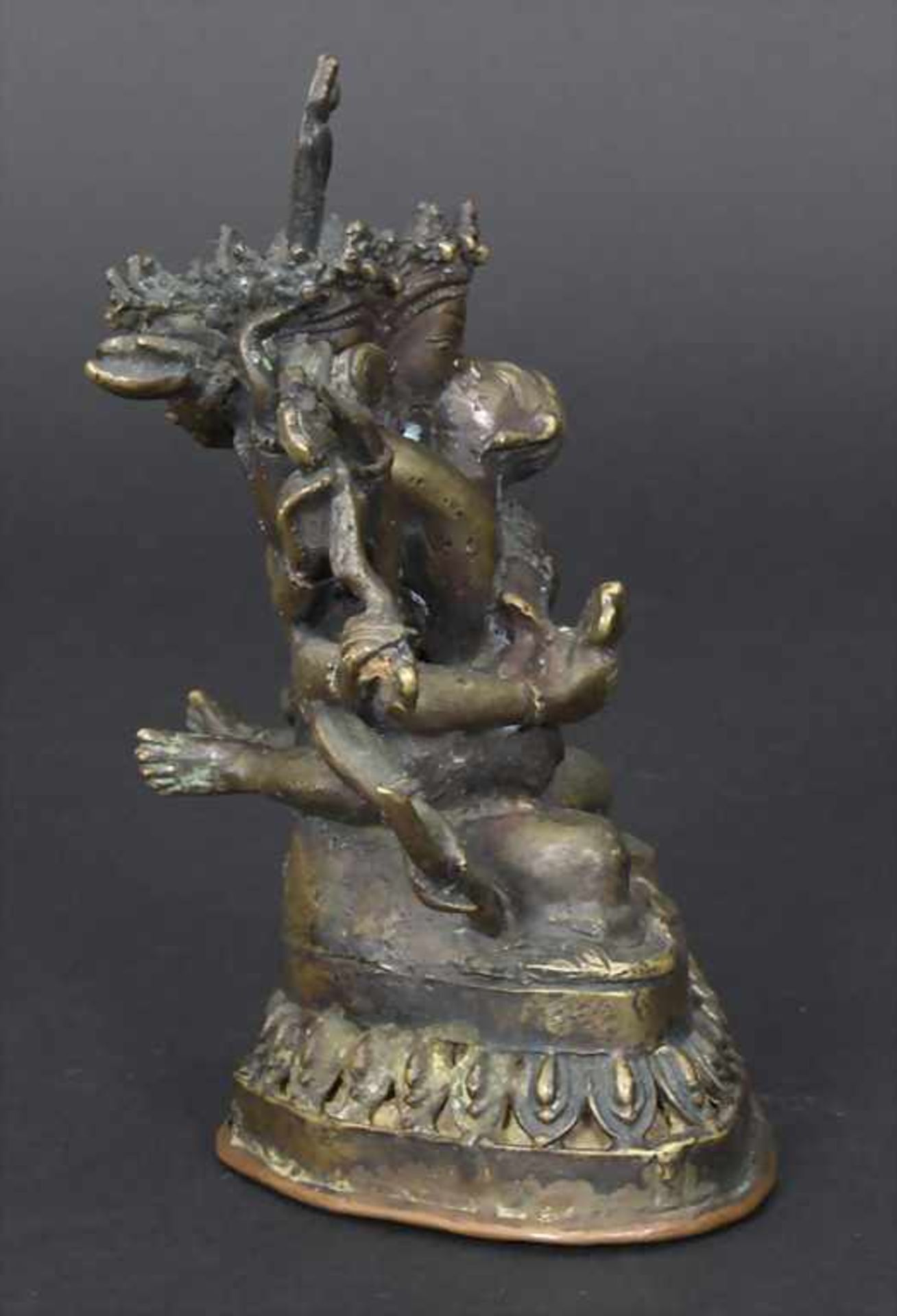 Sarvavid Vairocana vereint mit Shakti auf Lotosthron, Tibet, 17. JhMaterial: Bronze des Vierköpfigen - Bild 2 aus 6