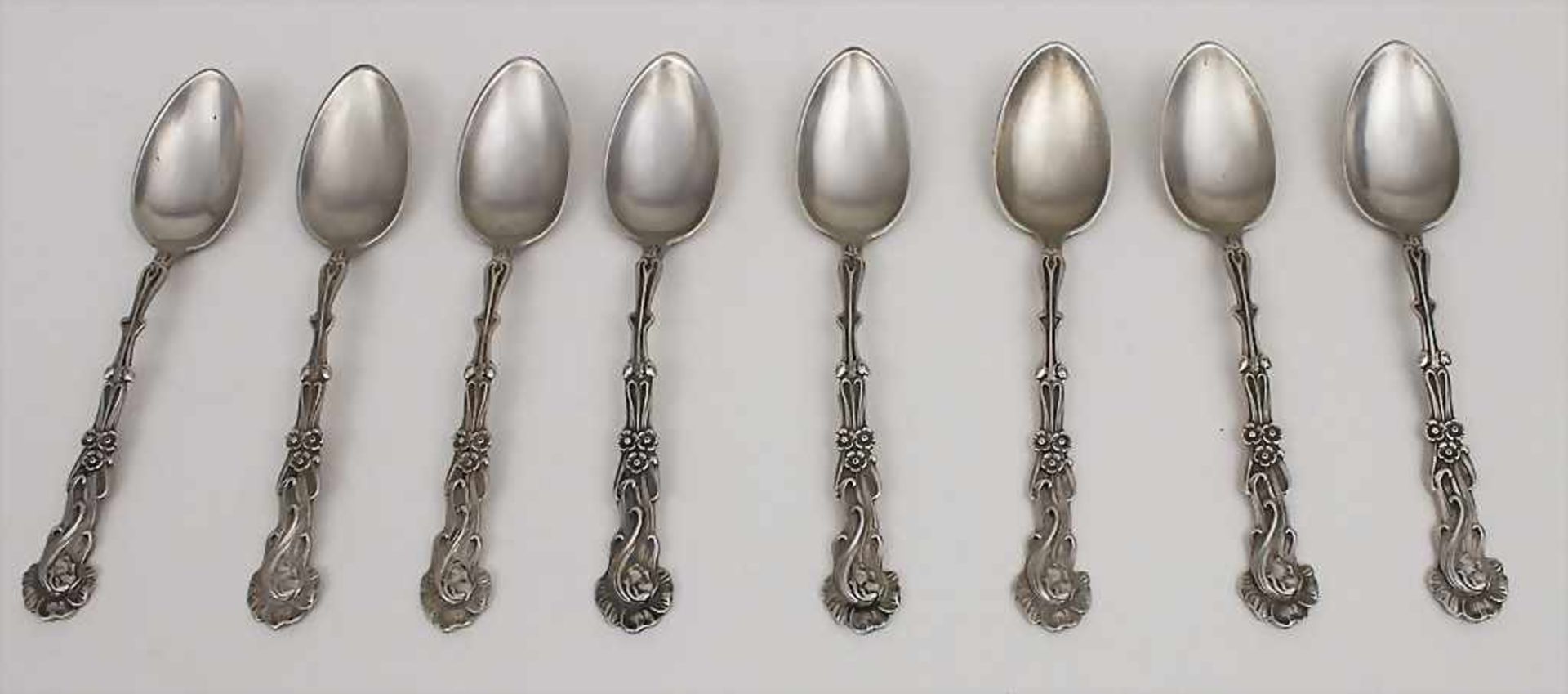 8 Jugendstil Kaffeelöffel / 8 Art Nouveau coffee spoons, deutsch, um 1900Material: Silber,