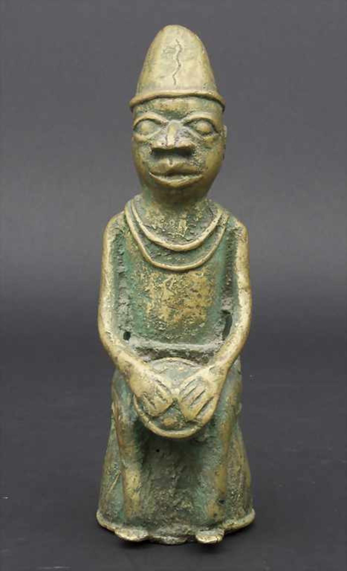 Ahnenfigur / Trommler, Benin/WestafrikaMaterial: Bronze mit alter Patina,Maße: 21 cm, Zustand: