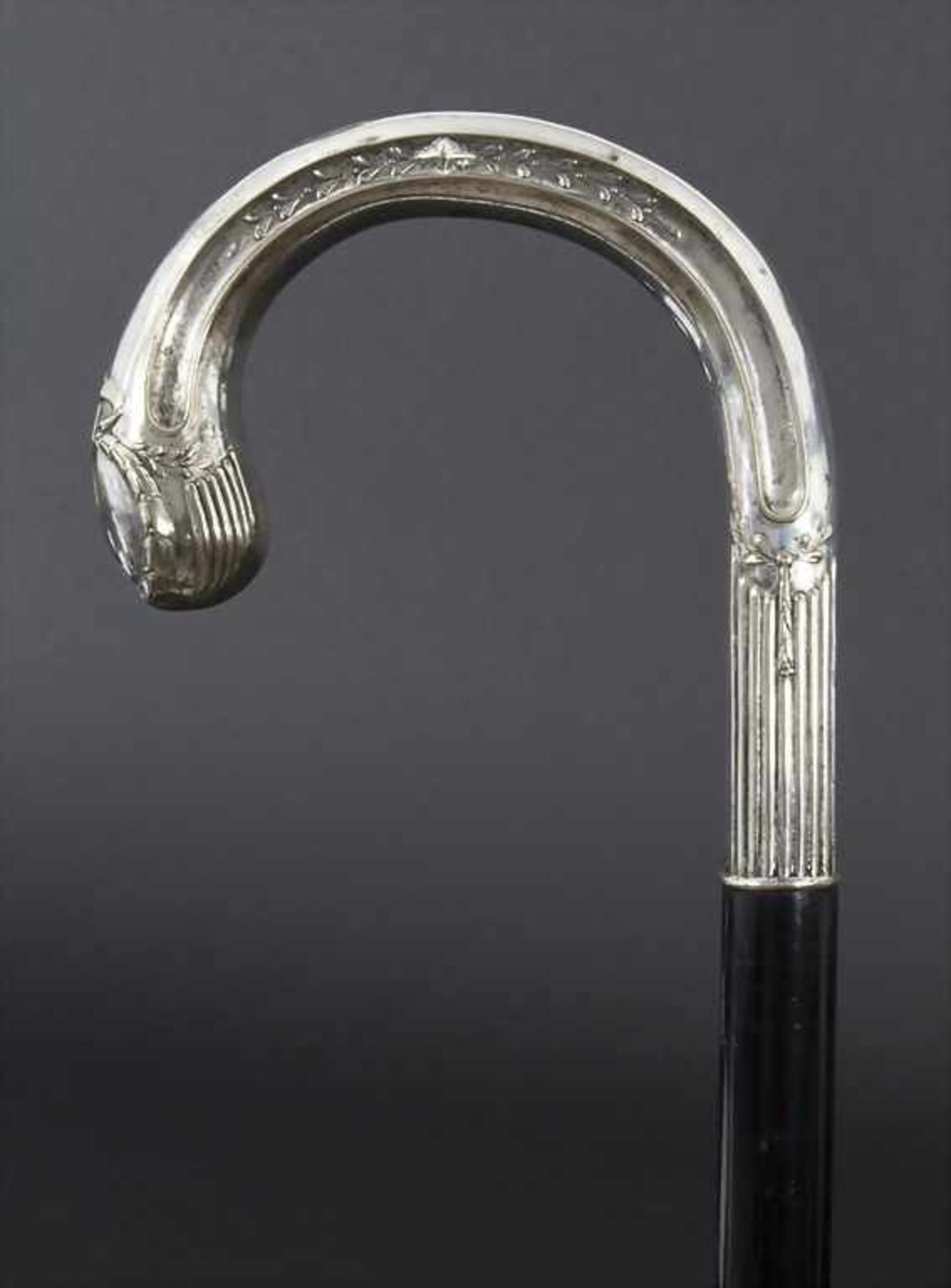 Gehstock mit Silbergriff / A cane with silver handle, um 1900Material: Messing, versilbert (