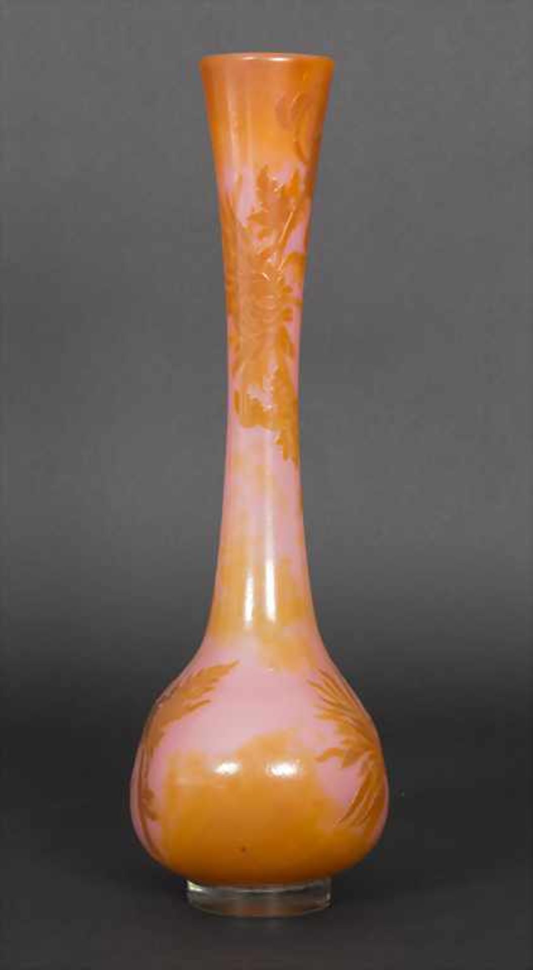 Große Jugendstil Vase mit Crysanthemen (Chrysanthèmes) / A large Art Nouveau vase with - Image 4 of 9