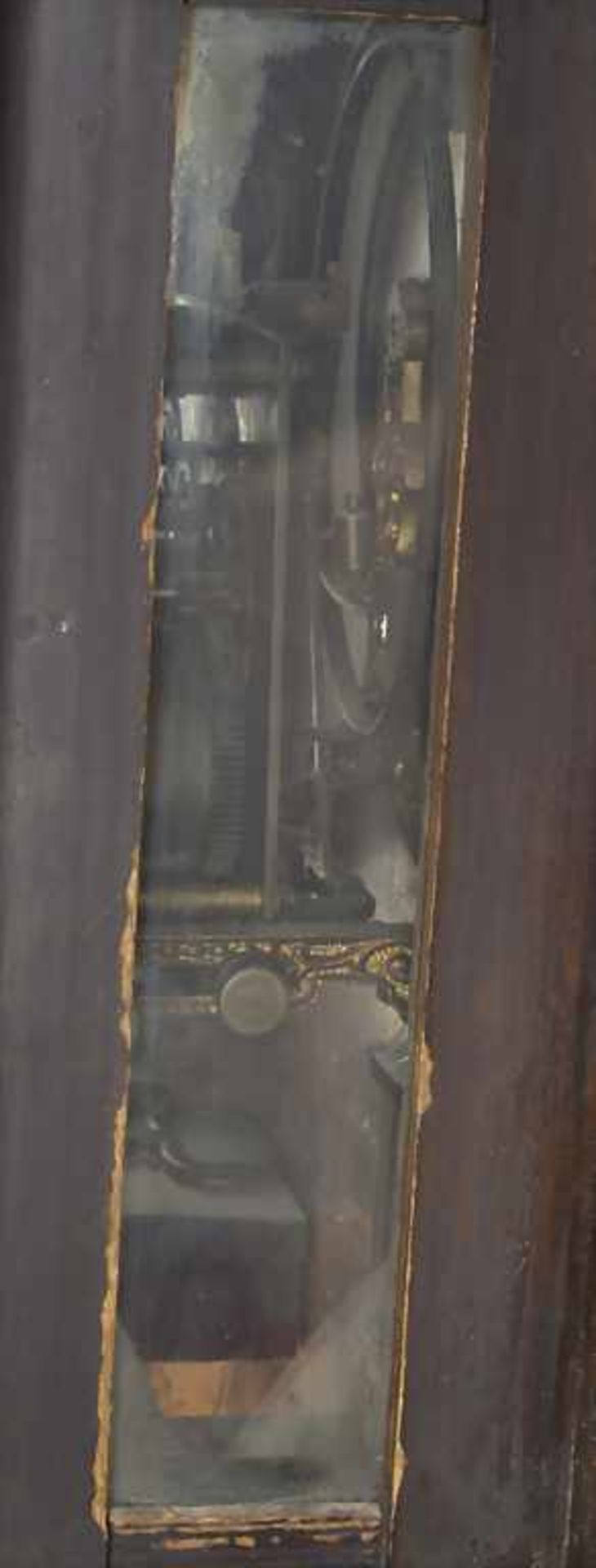 Wanduhr / A wall clock, deutsch um 1910Material: furniertes Holzgehäuse, Holzapplikationen, - Image 4 of 4