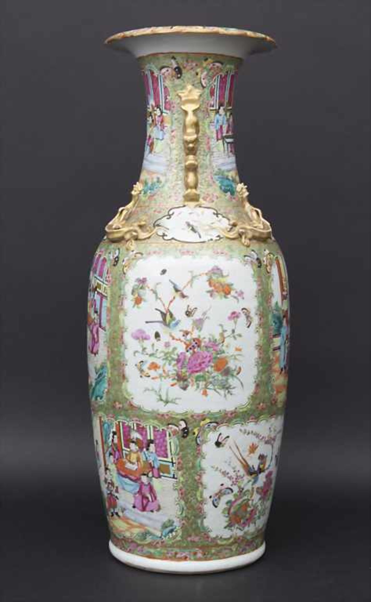 Porzellan Ziervase,'Famille Rose', China, 19. Jh.Material: Porzellan, polychrome Emailmalerei, - Bild 2 aus 15