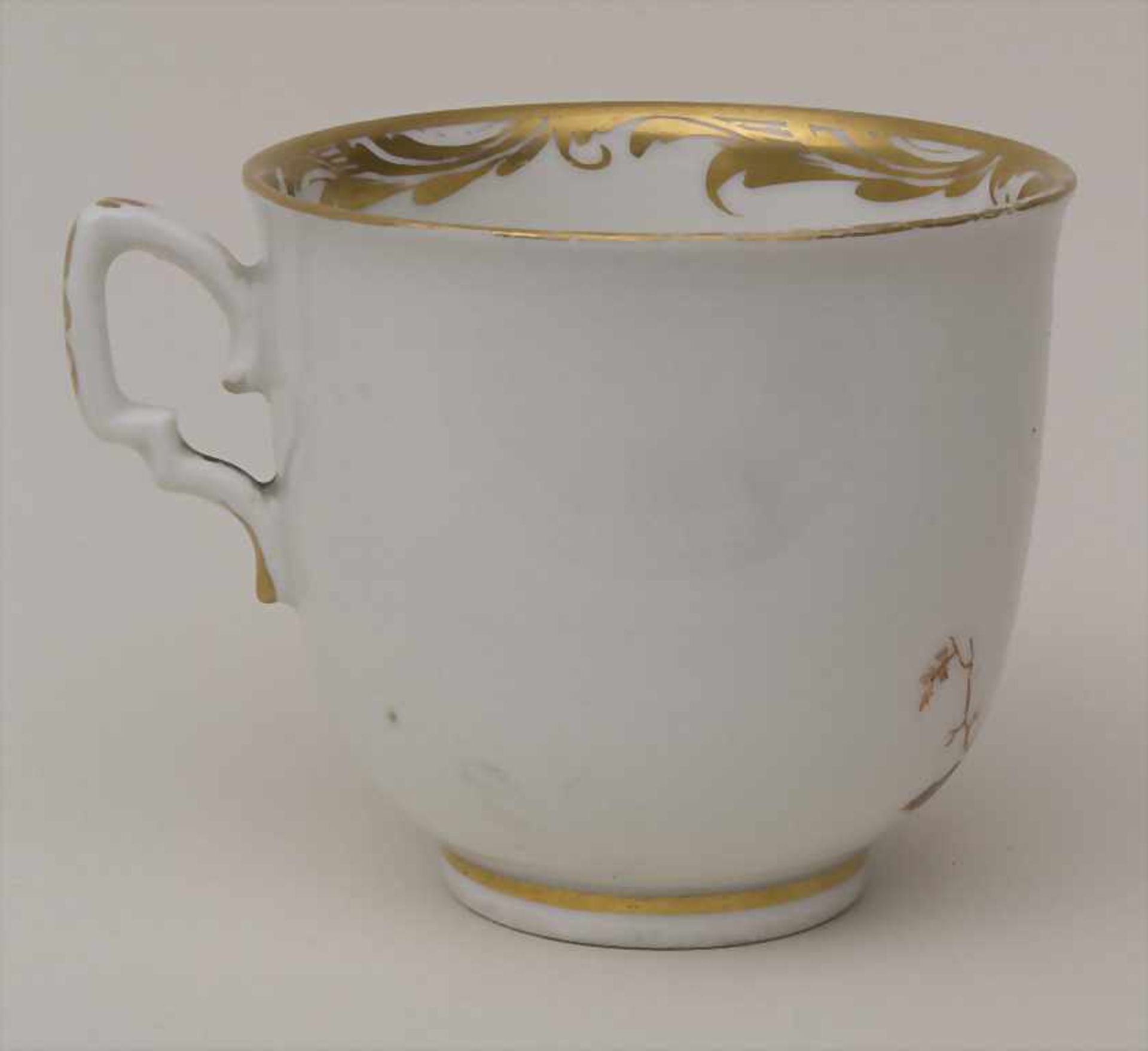 Tasse mit Darstellung einer Dame mit Muff / A cup depicting a lady with a muff, Wien / Vienna, 18. - Bild 4 aus 8