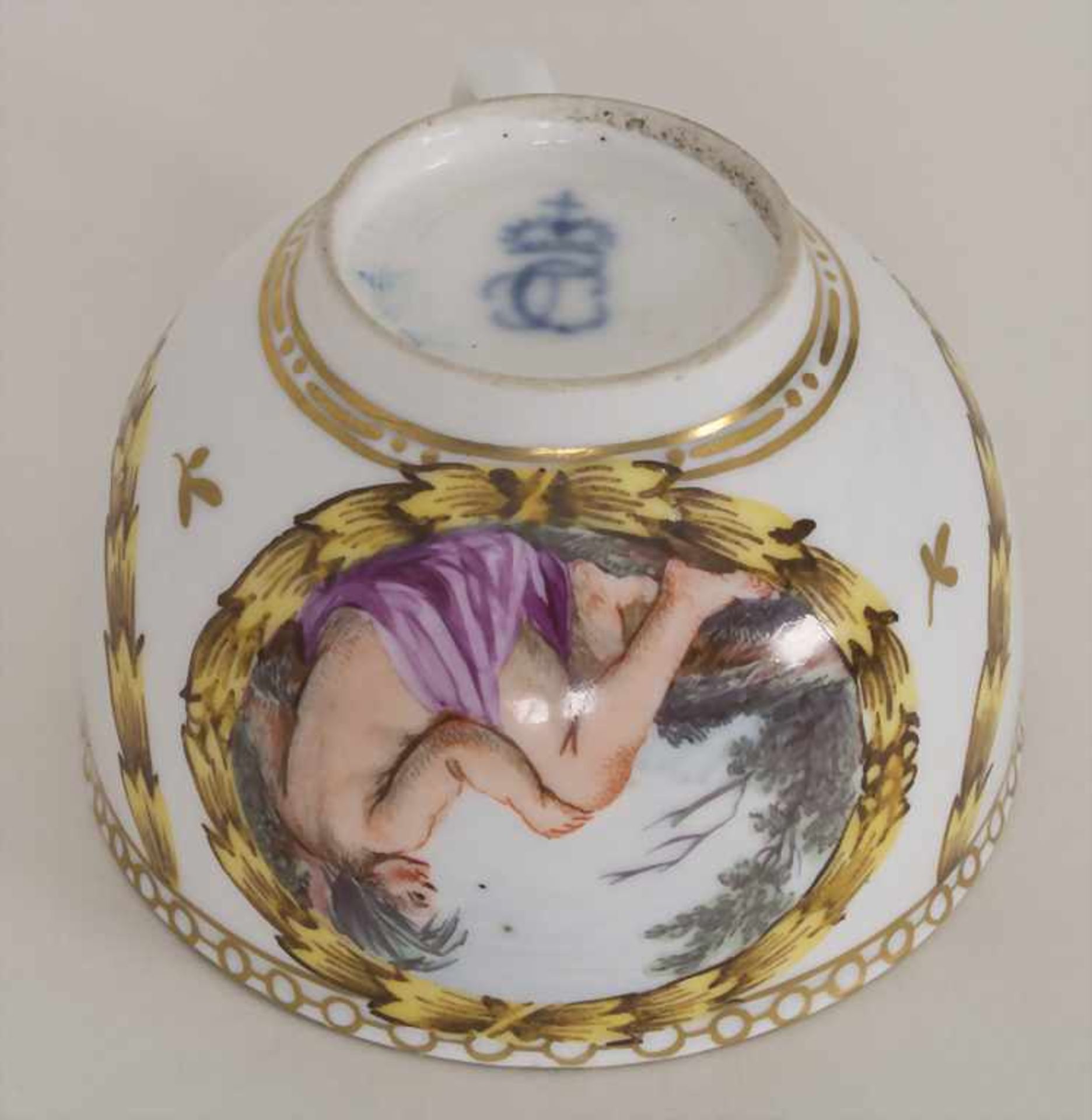 Tasse und Untertasse / A cup and saucer, Frankenthal, 1779Material: Porzellan, polychrom bemalt, - Bild 4 aus 7